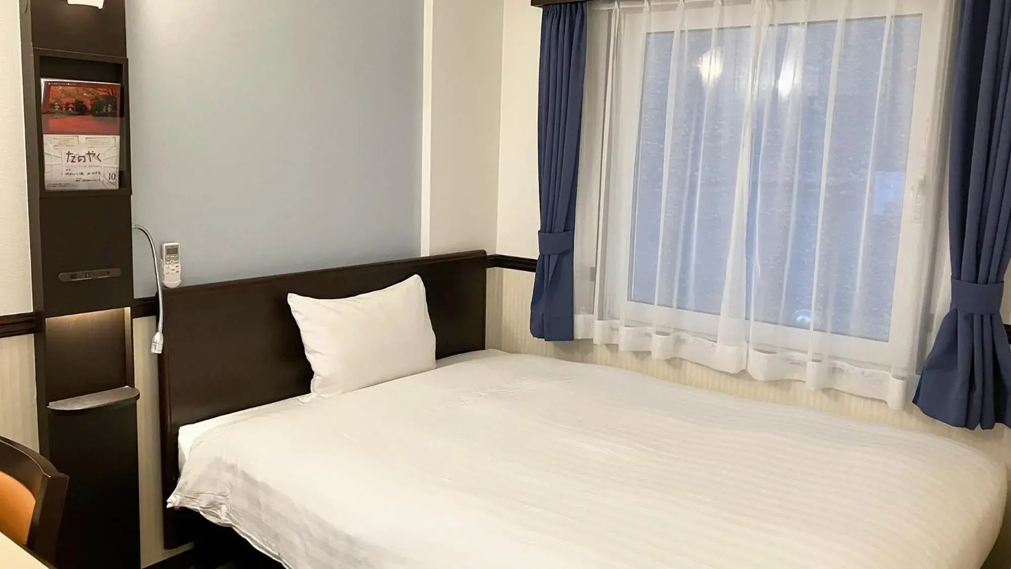 Bedroom, Bed in Toyoko Inn Tokyo Hachioji-eki Kita-guchi Bedroom, Bed in Toyoko Inn Tokyo Hachioji-eki Kita-guchi