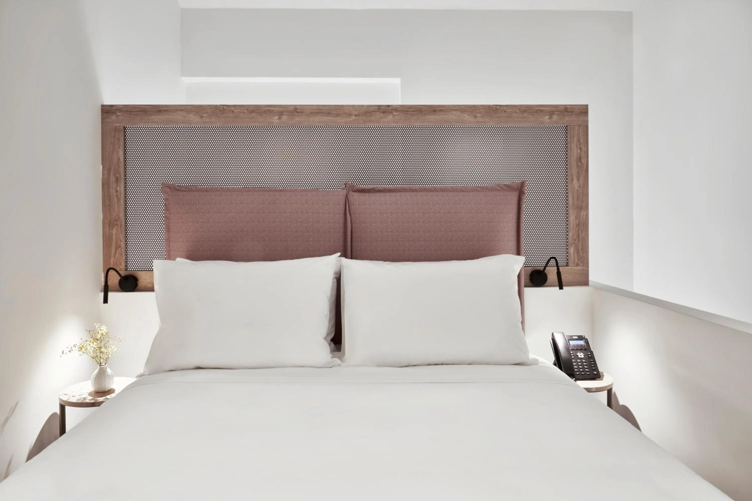 Bed in NLH MONASTIRAKI - Neighborhood Lifestyle Hotels