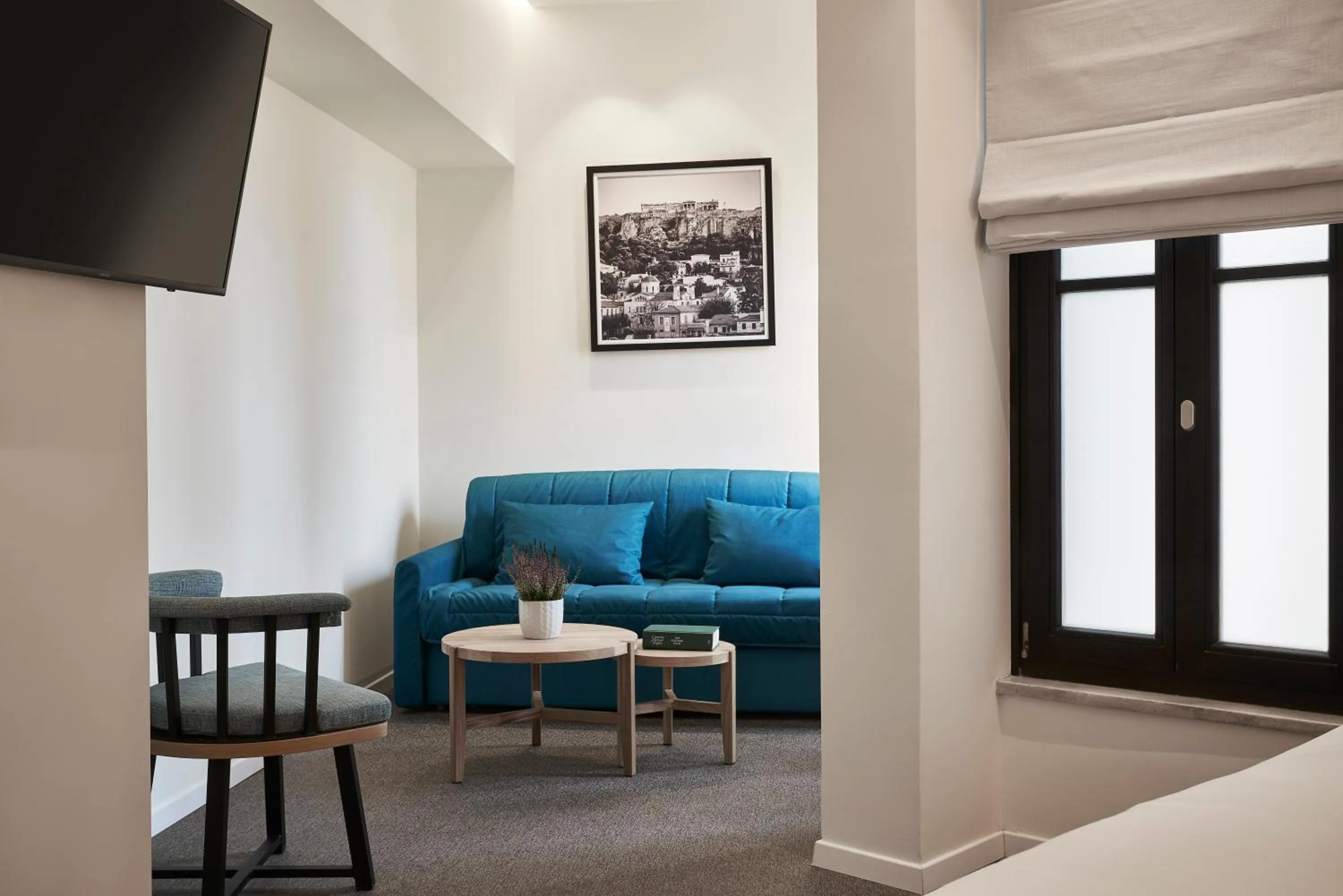 Living room in NLH MONASTIRAKI - Neighborhood Lifestyle Hotels