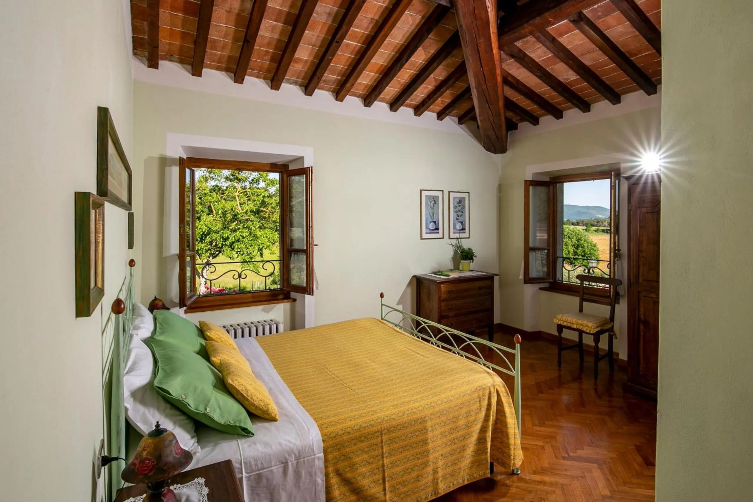 Bed in Villa la Cornice - Teloni