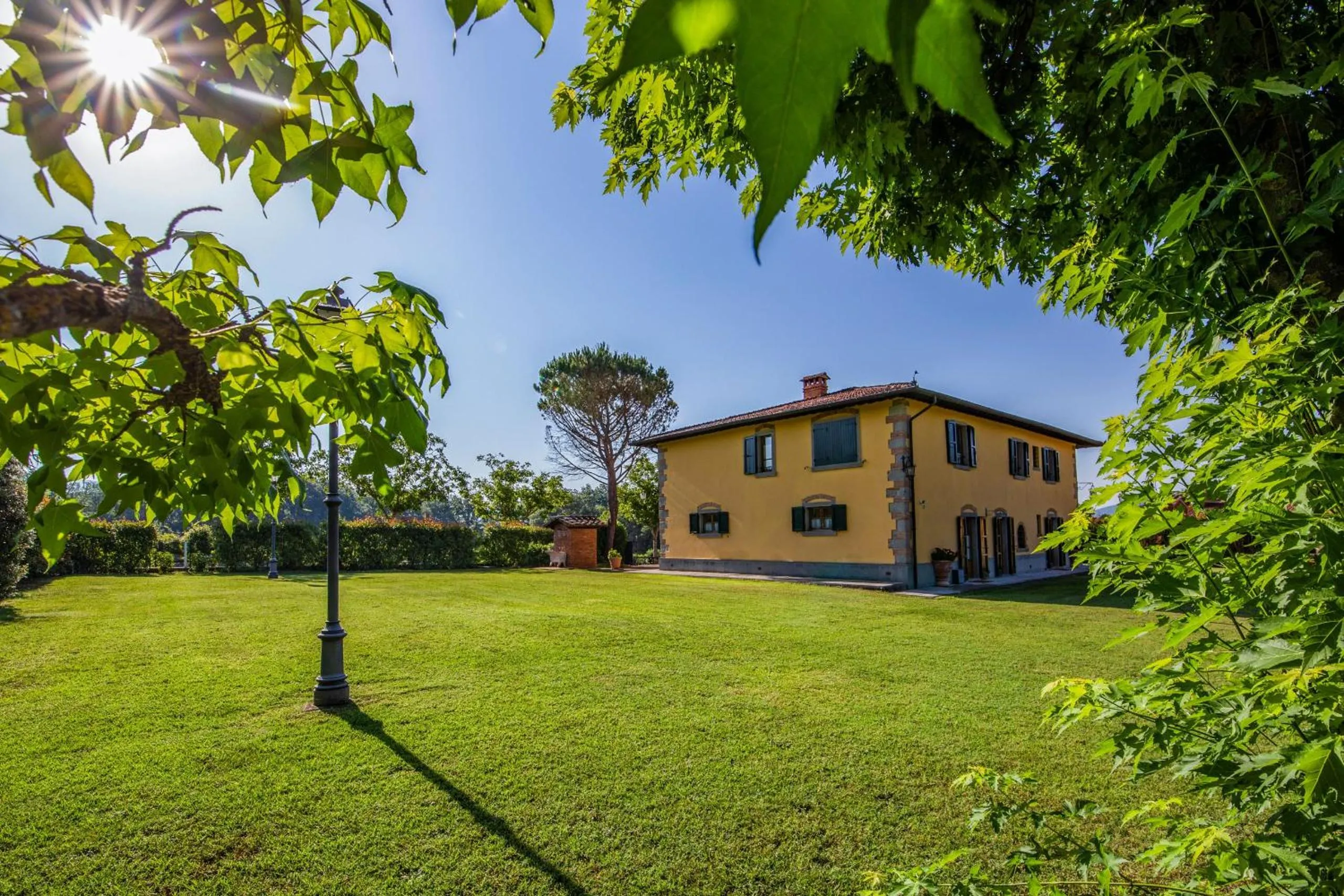 Property building in Villa la Cornice - Teloni