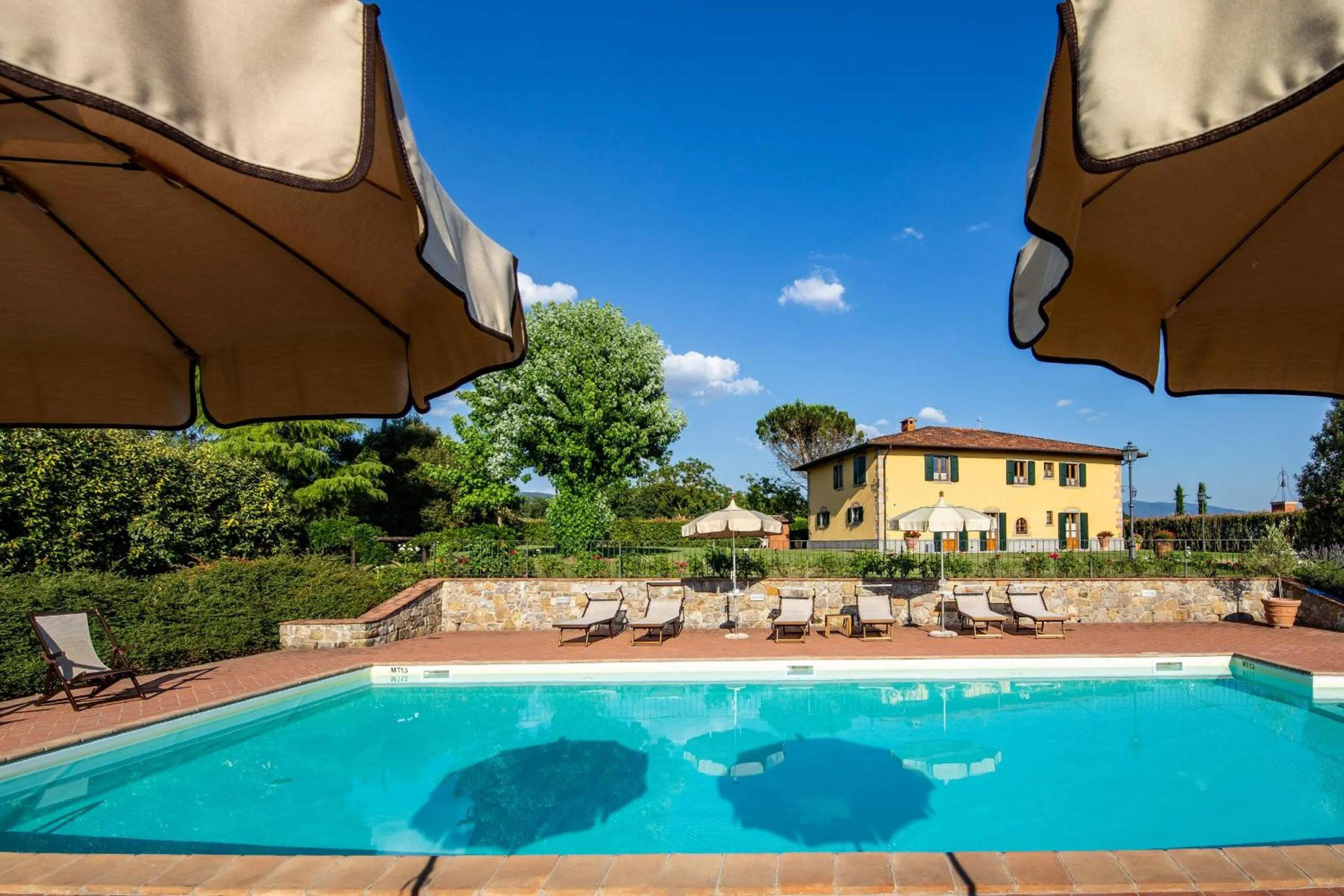 Property building in Villa la Cornice - Teloni