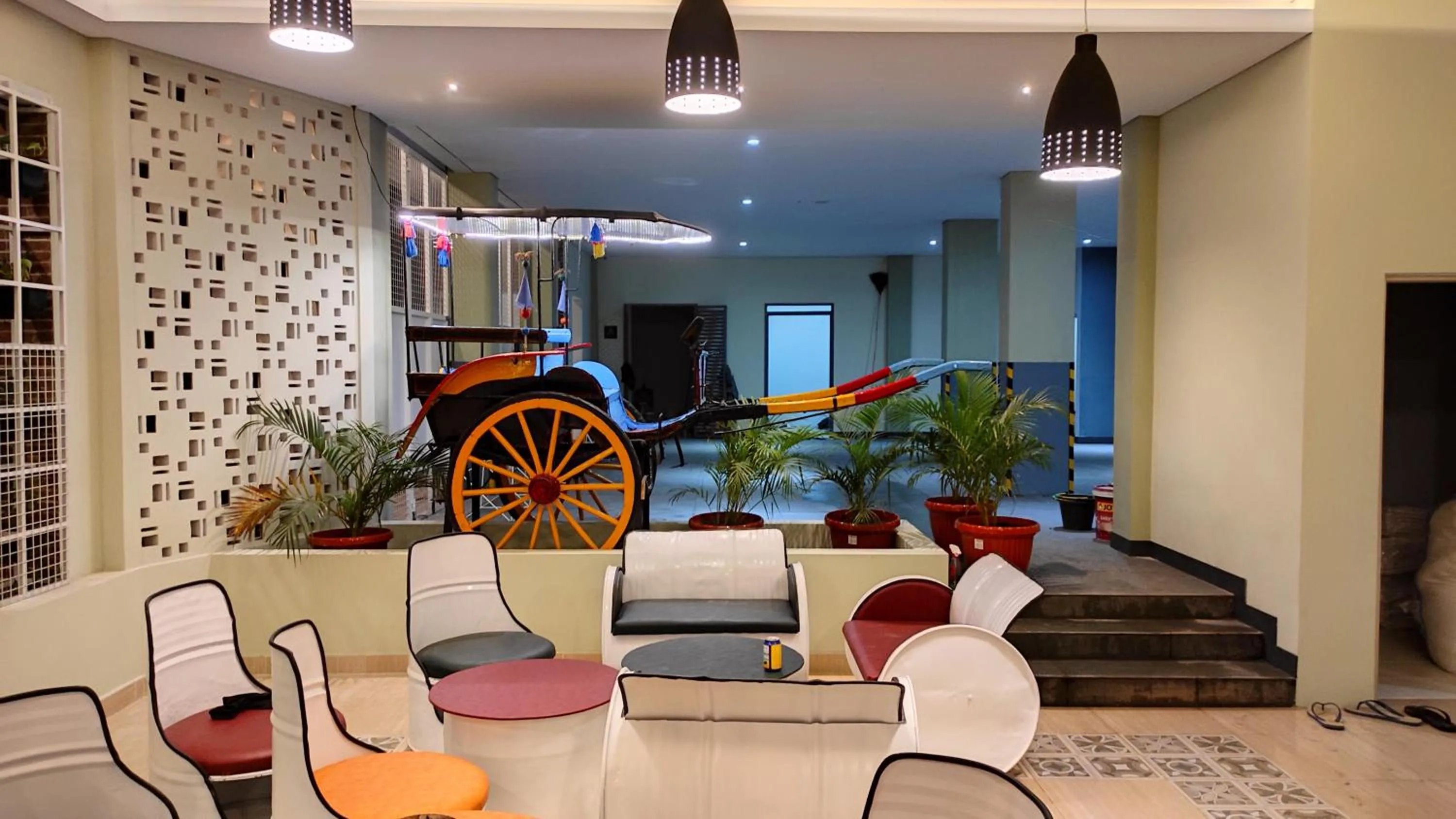 Lobby or reception in Americano Hotel Syariah Yogyakarta