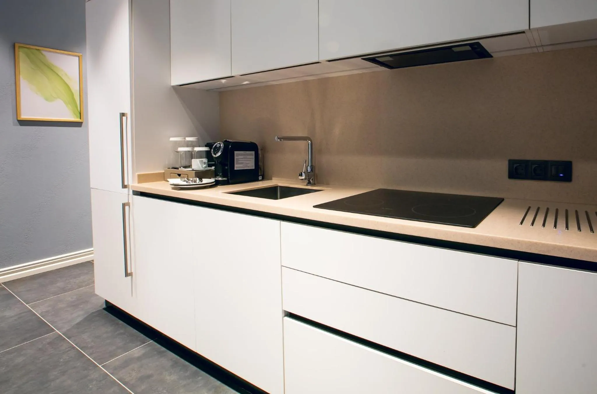 Photo of the whole room in InterContinental Baku by IHG