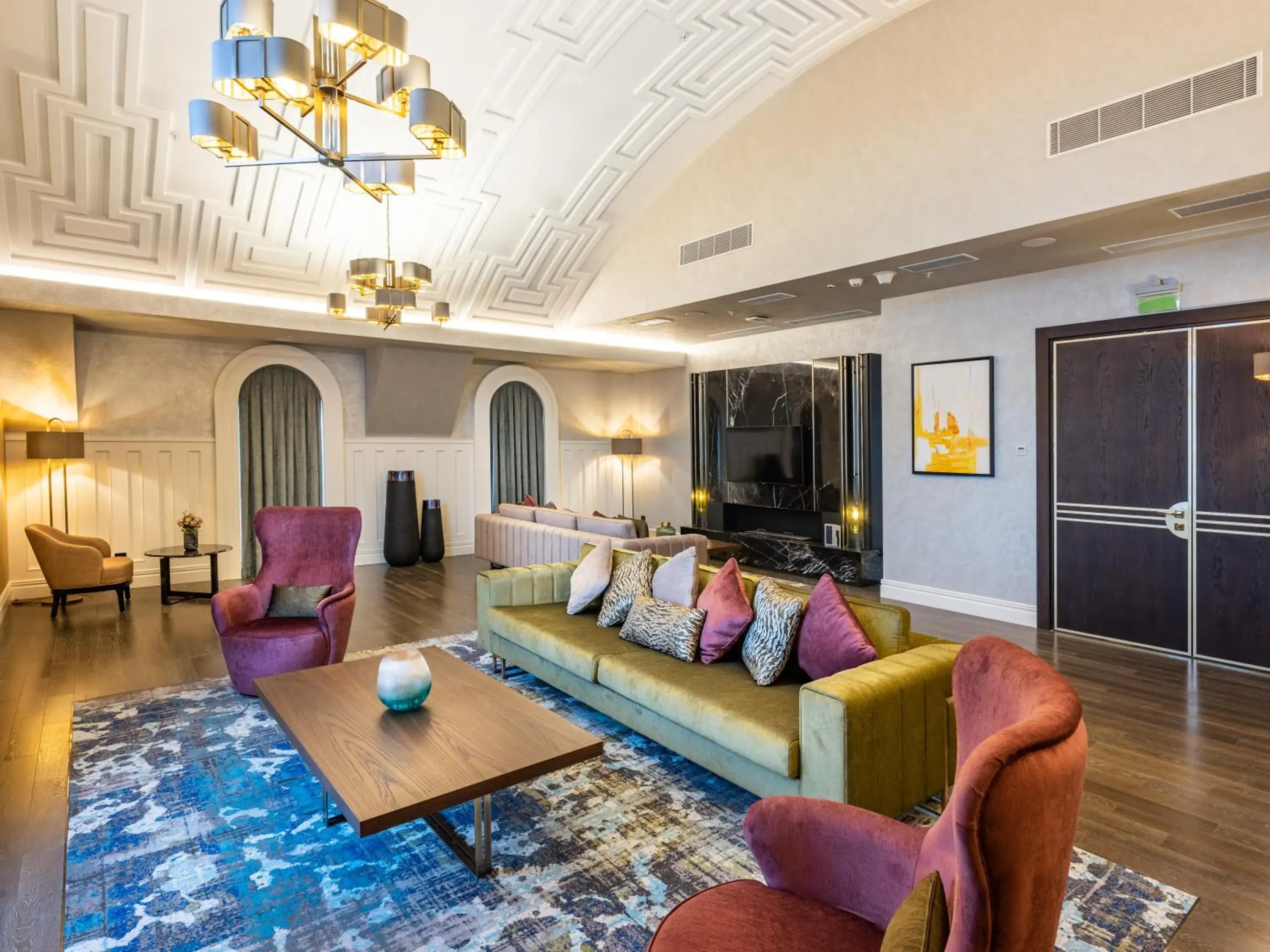 Living room in InterContinental Baku by IHG Living room in InterContinental Baku by IHG