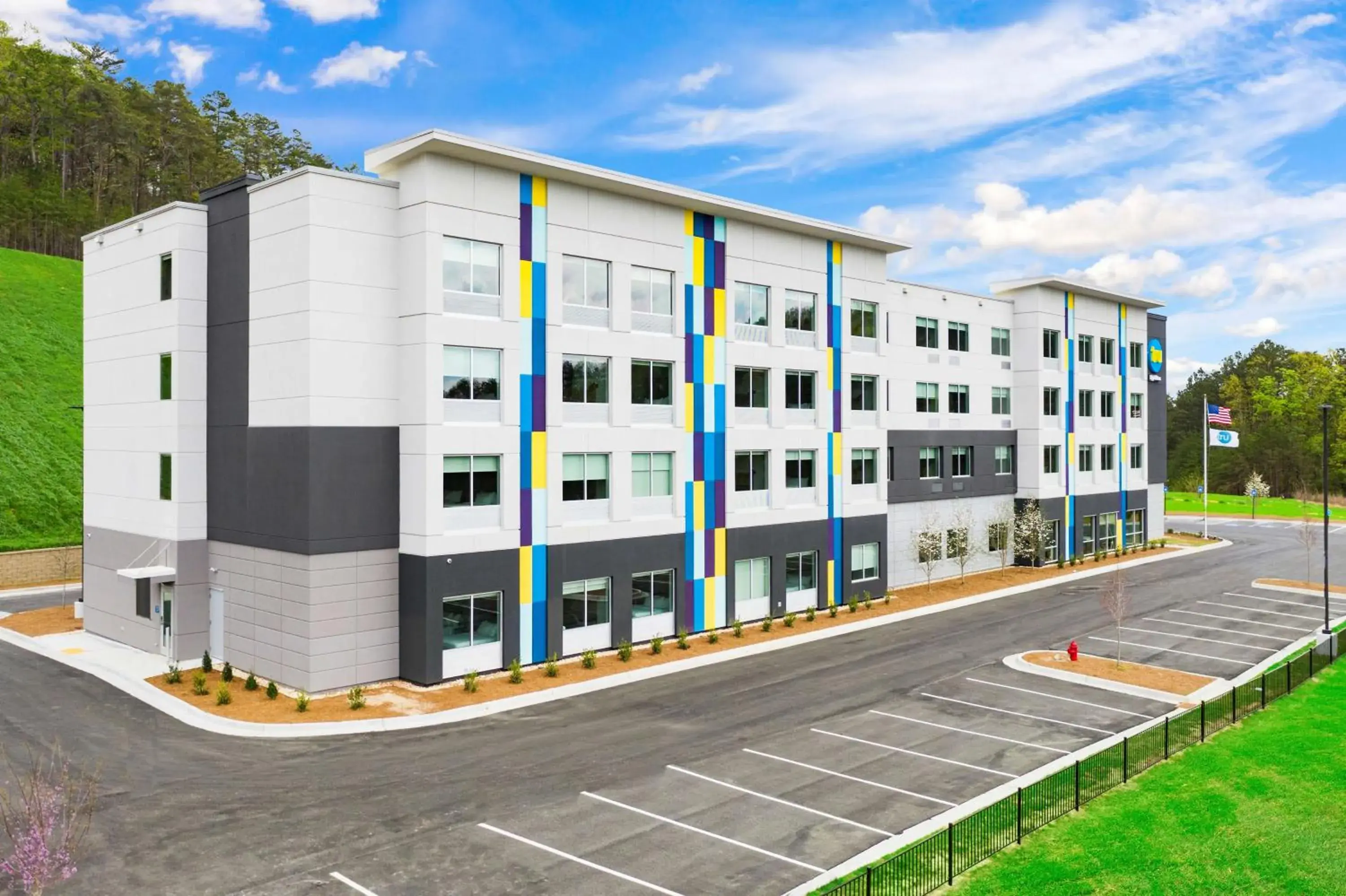 Property building in Tru By Hilton Cartersville, Ga Property building in Tru By Hilton Cartersville, Ga