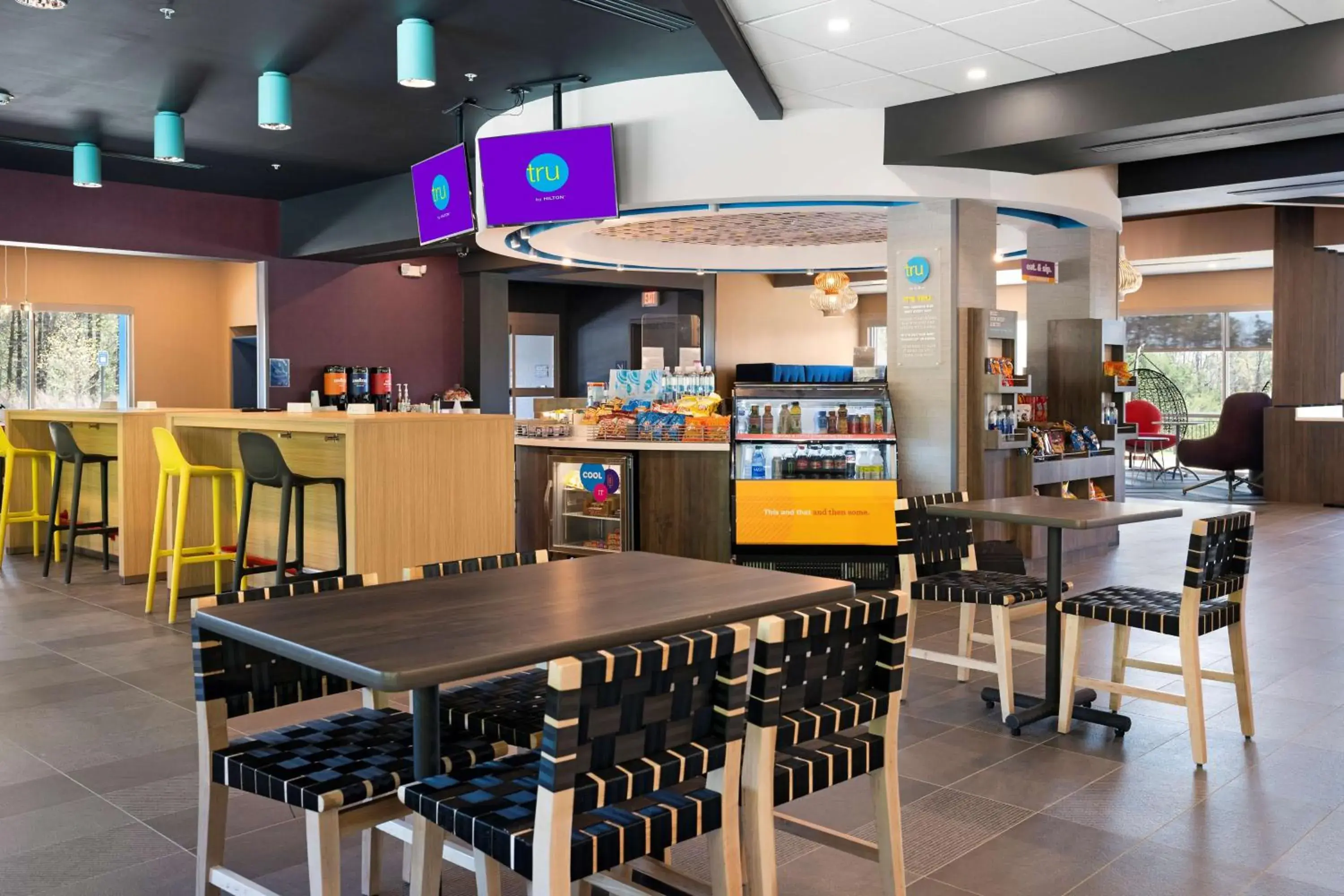 Restaurant/places to eat in Tru By Hilton Cartersville, Ga Restaurant/places to eat in Tru By Hilton Cartersville, Ga