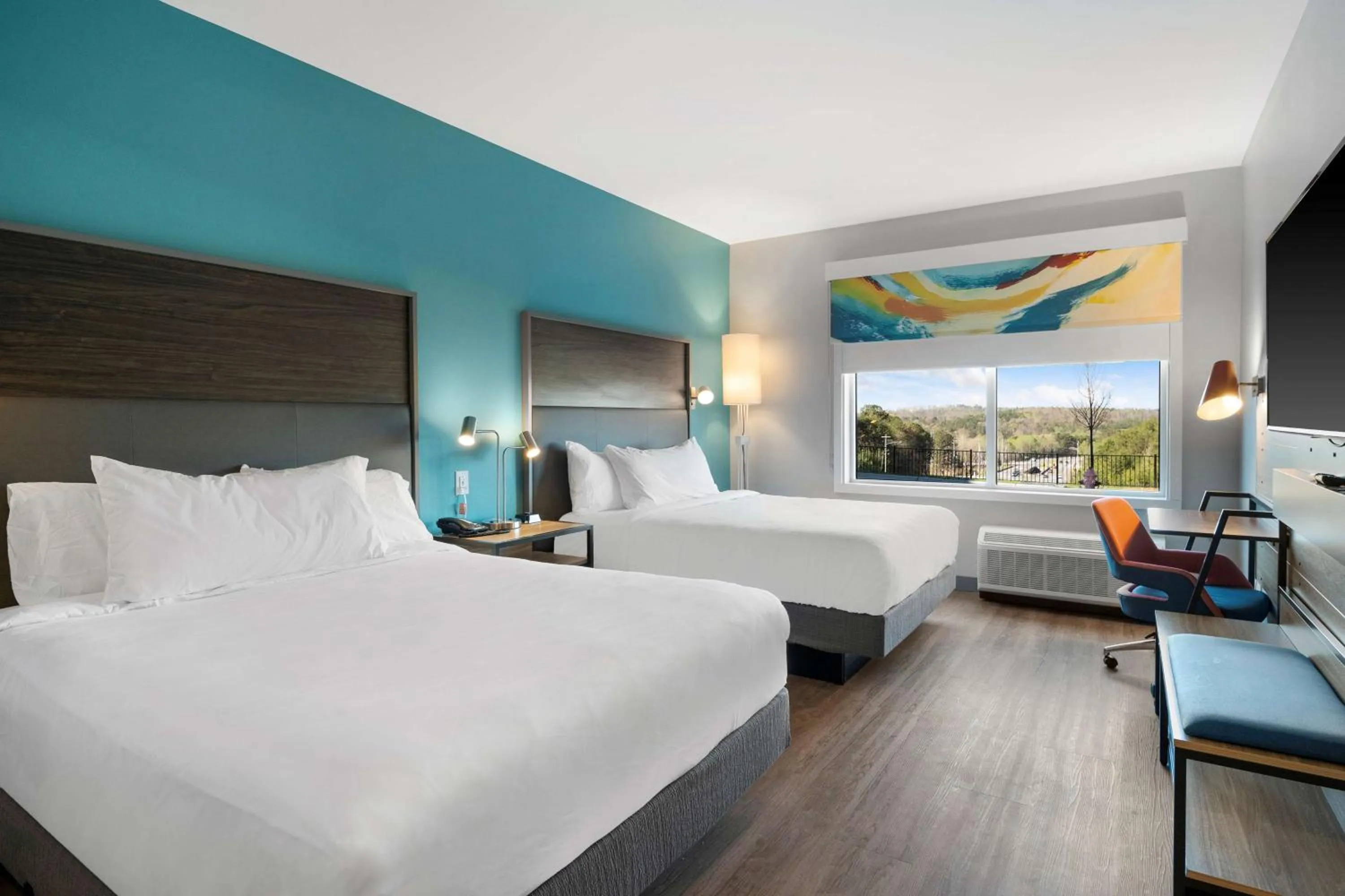 Bedroom, Bed in Tru By Hilton Cartersville, Ga