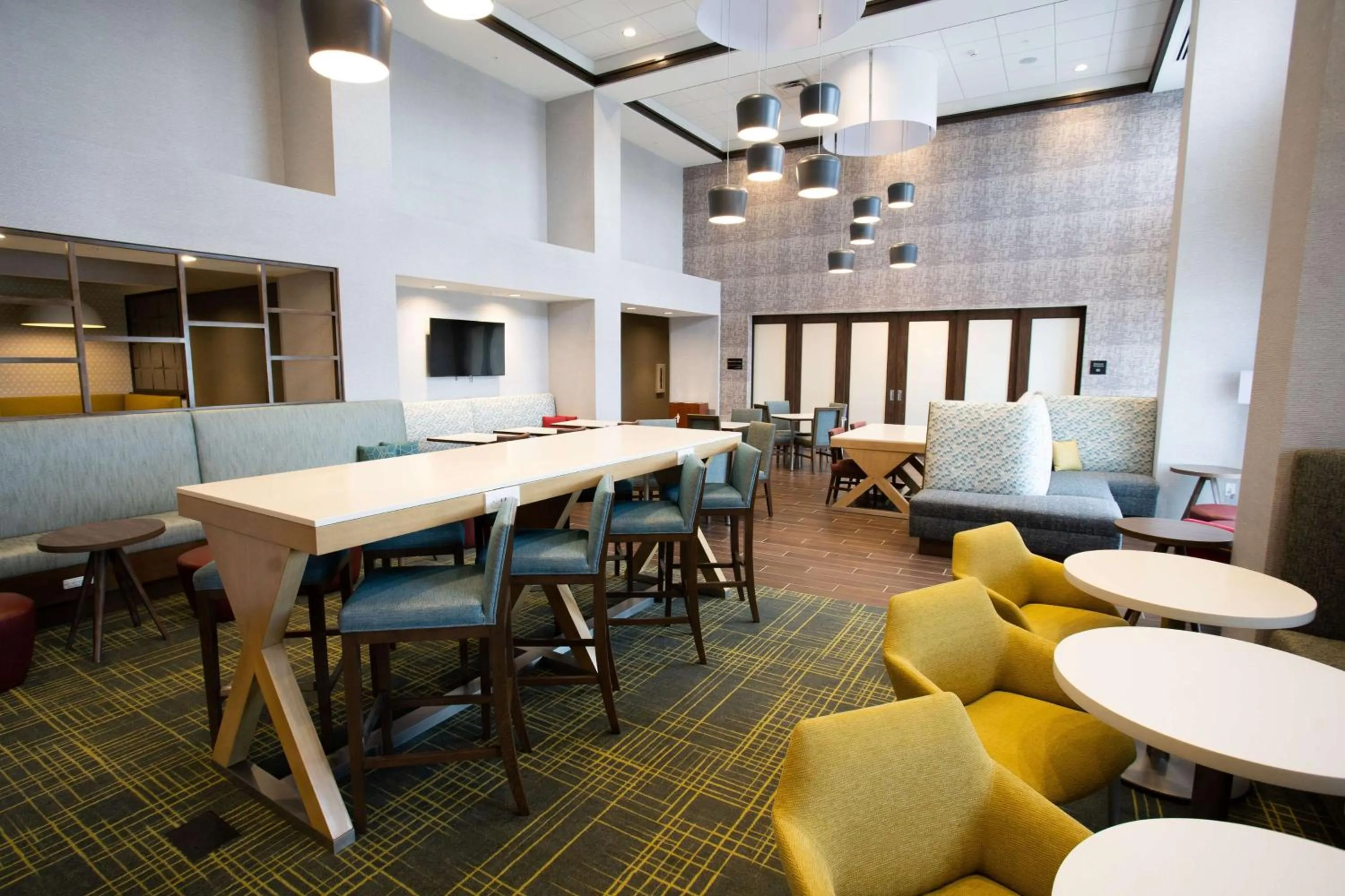 Breakfast in Hampton Inn & Suites St Clairsville, Oh