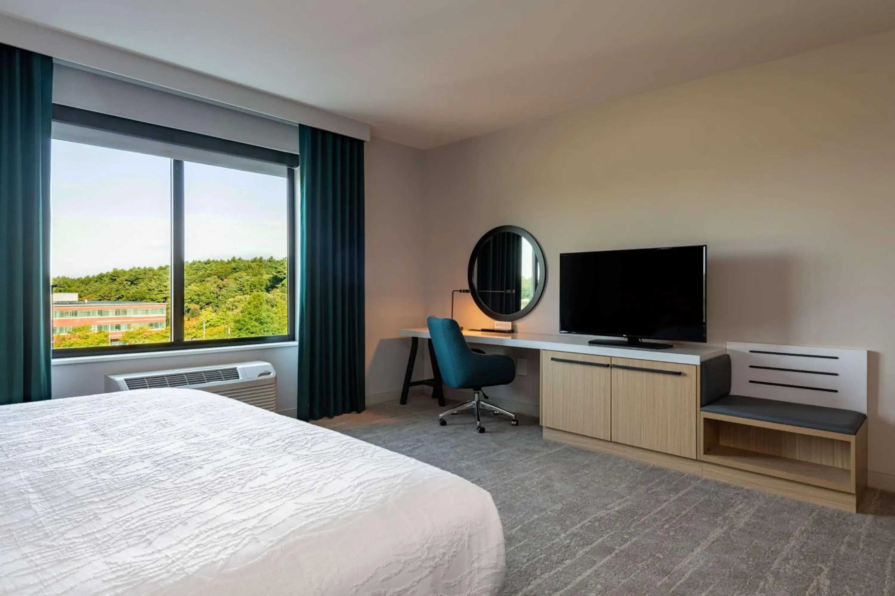 Photo of the whole room, Bed in Hilton Garden Inn Boston Canton, Ma Photo of the whole room, Bed in Hilton Garden Inn Boston Canton, Ma