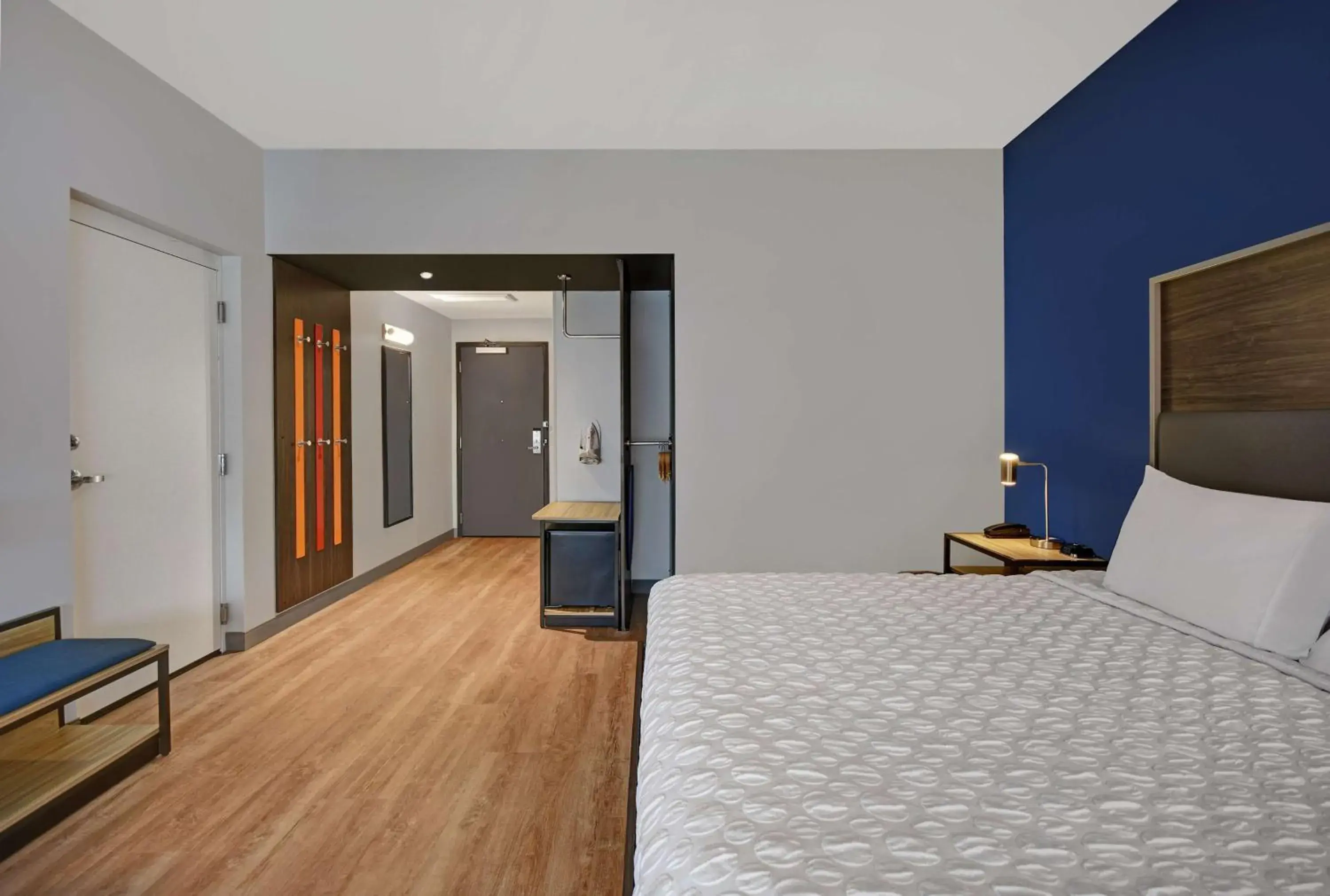 Bed in Tru By Hilton Troy Detroit, Mi Bed in Tru By Hilton Troy Detroit, Mi