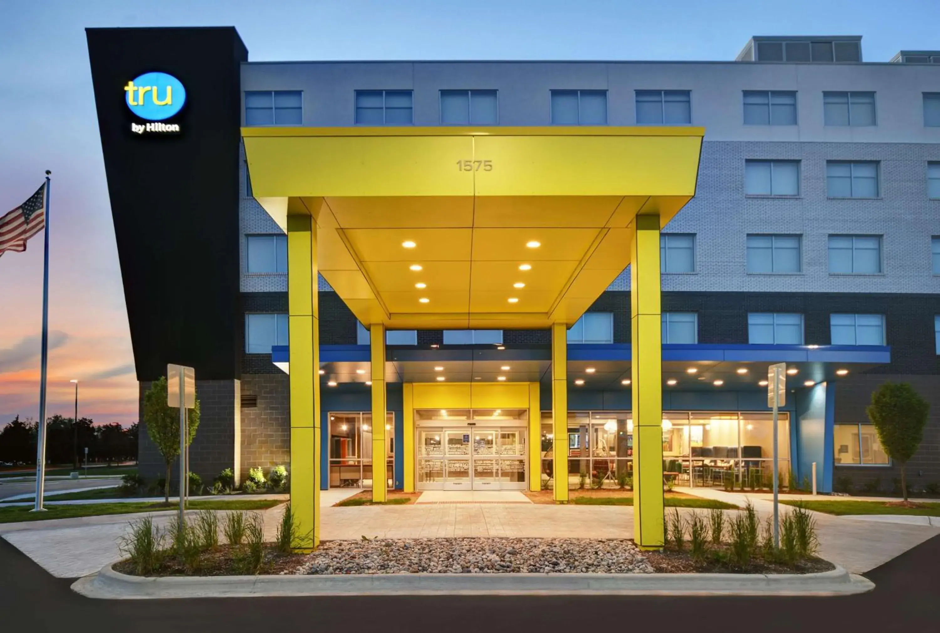 Property building in Tru By Hilton Troy Detroit, Mi Property building in Tru By Hilton Troy Detroit, Mi