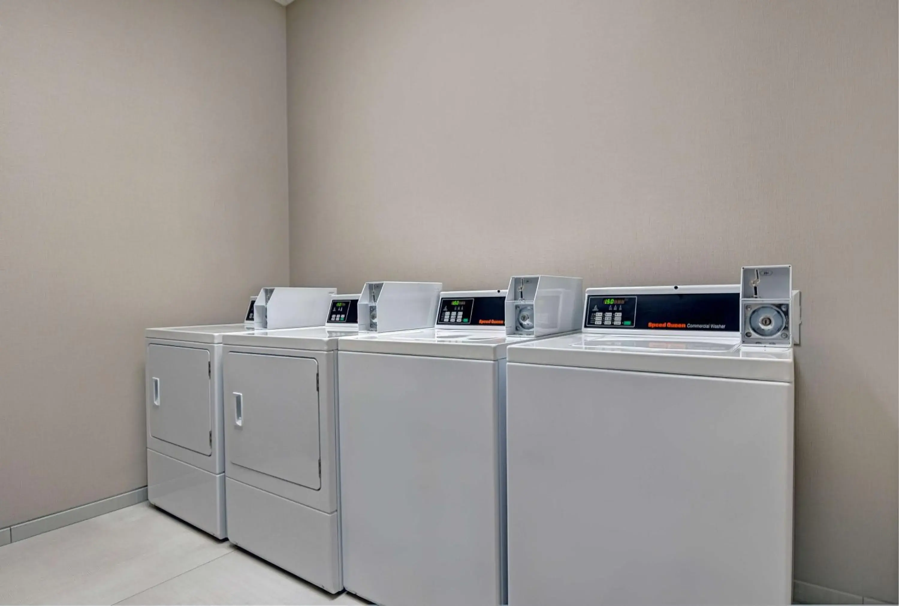 Property building in Hilton Garden Inn Madison Huntsville Airport Property building in Hilton Garden Inn Madison Huntsville Airport