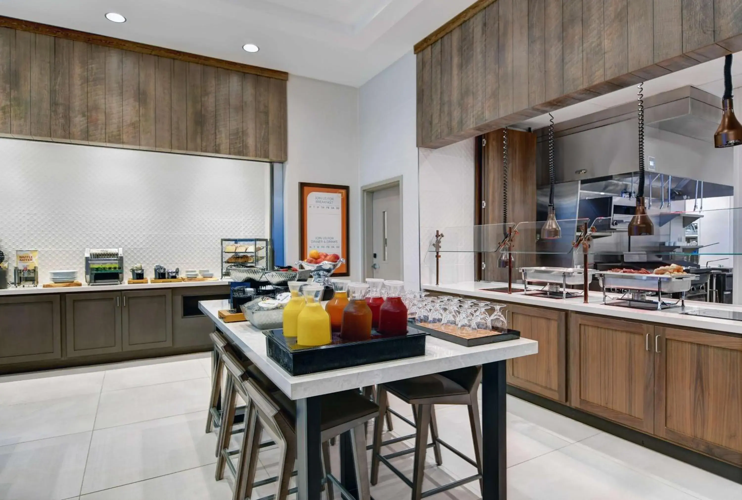 Restaurant/places to eat in Hilton Garden Inn Madison Huntsville Airport Restaurant/places to eat in Hilton Garden Inn Madison Huntsville Airport