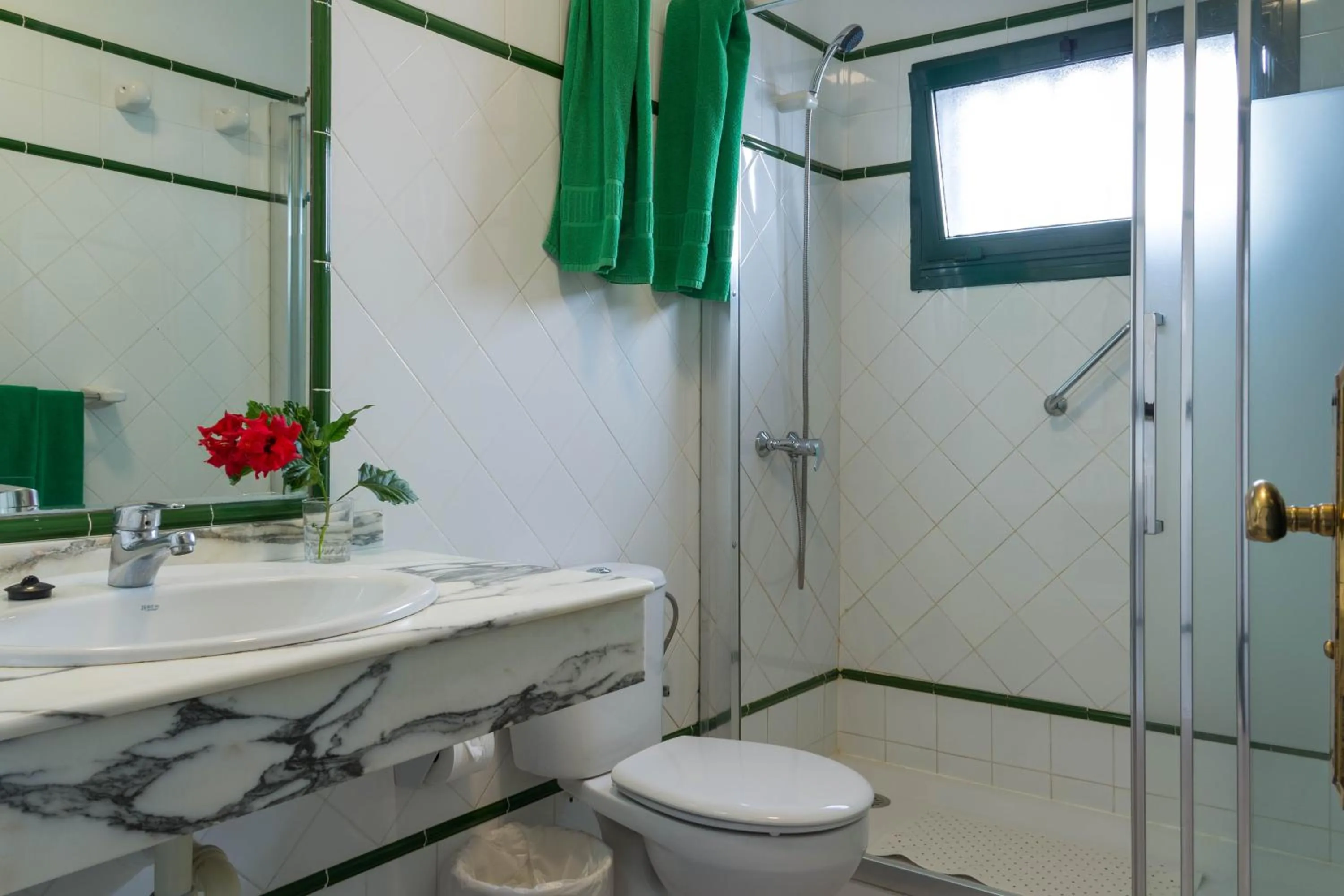 Bathroom in Apartamentos La Tegala