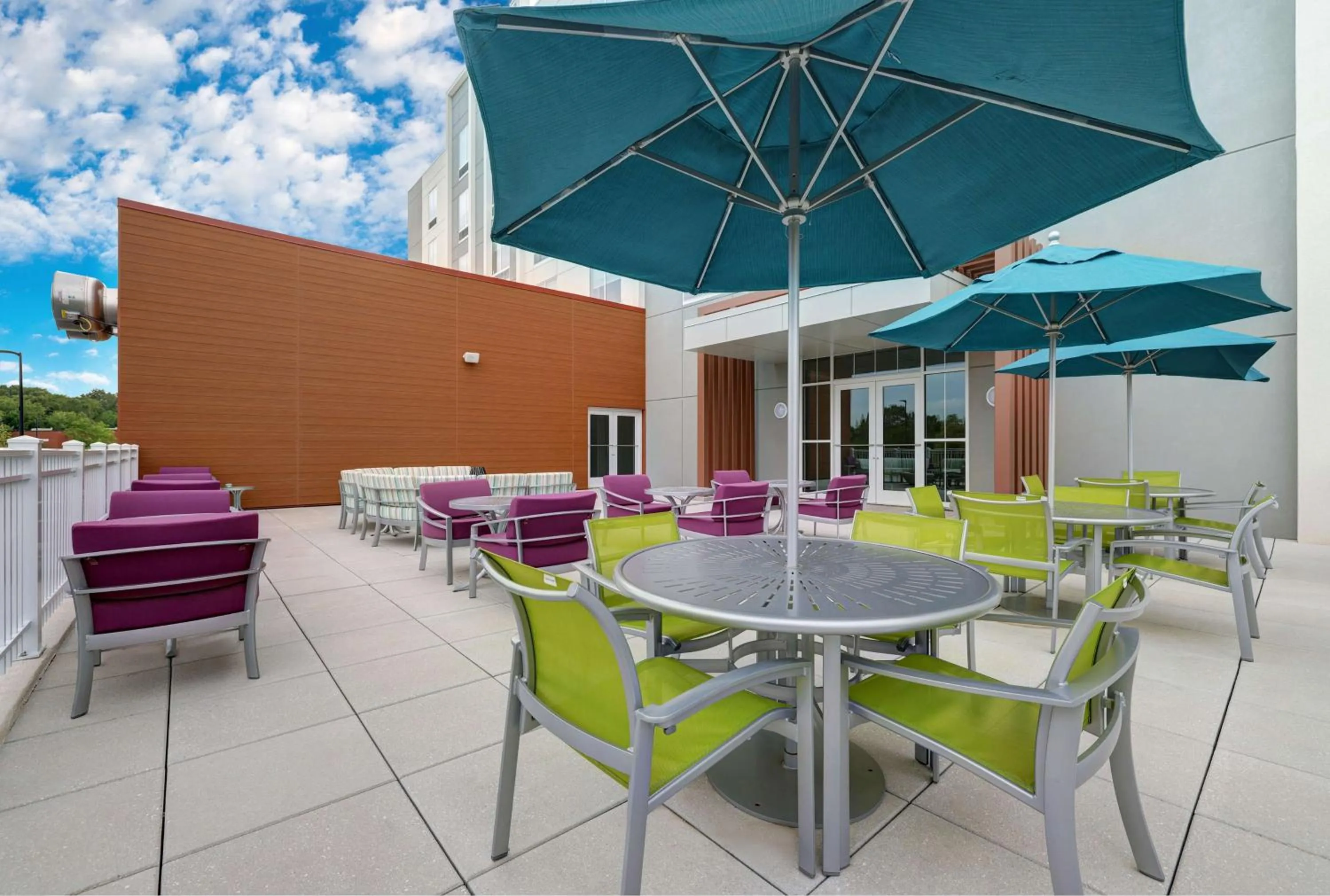 Patio in Hilton Garden Inn Manassas