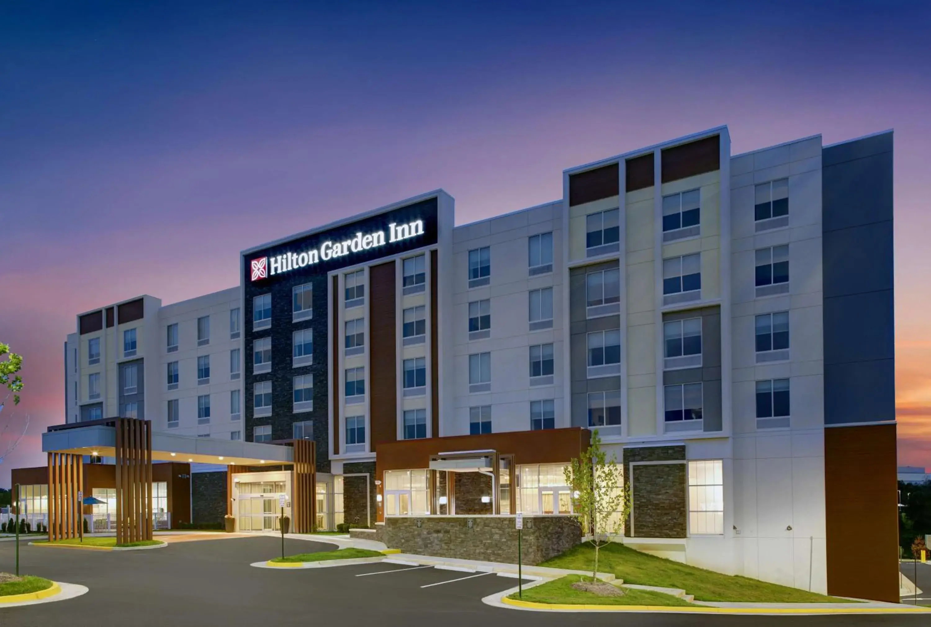 Property building in Hilton Garden Inn Manassas Property building in Hilton Garden Inn Manassas