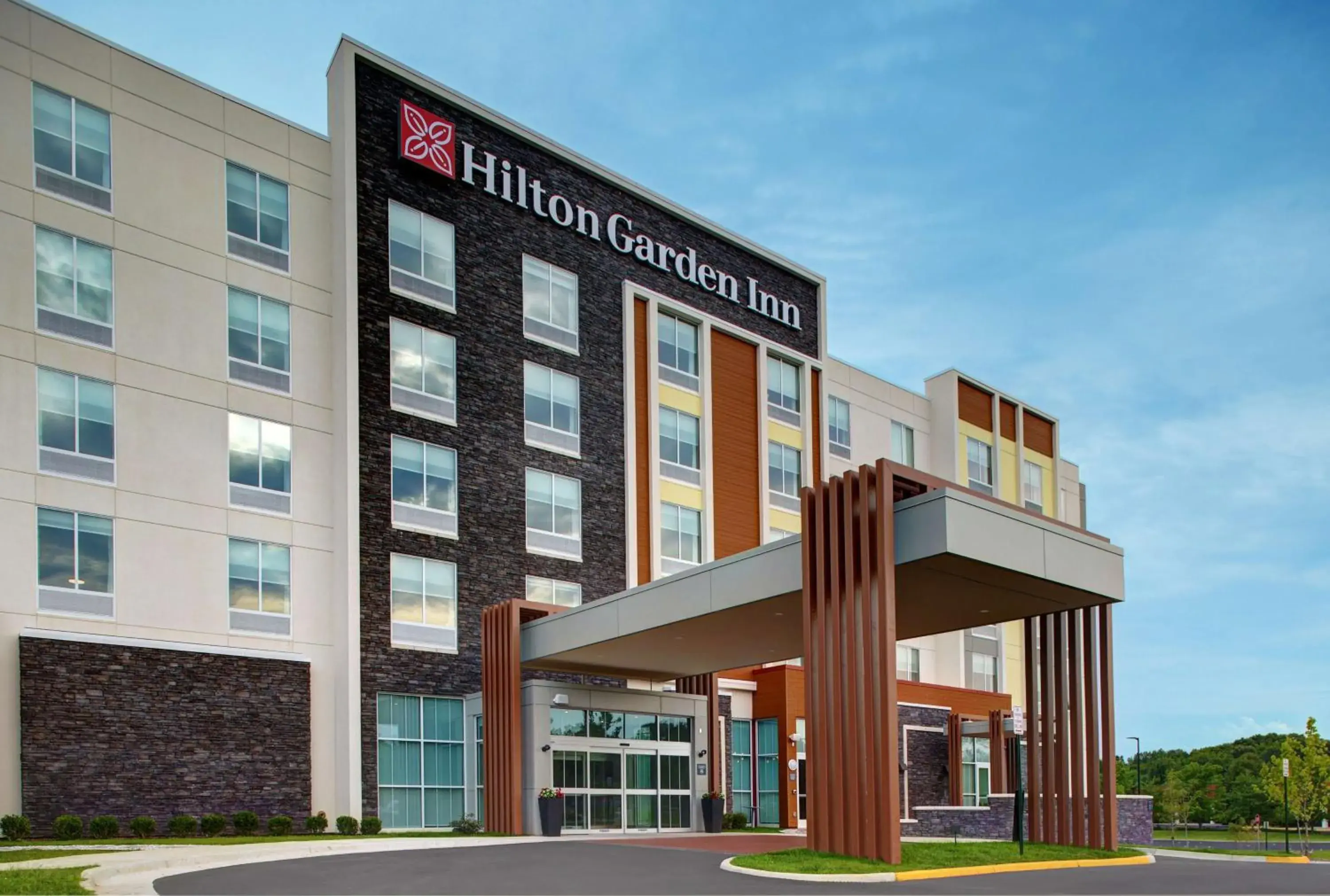 Property building in Hilton Garden Inn Manassas Property building in Hilton Garden Inn Manassas
