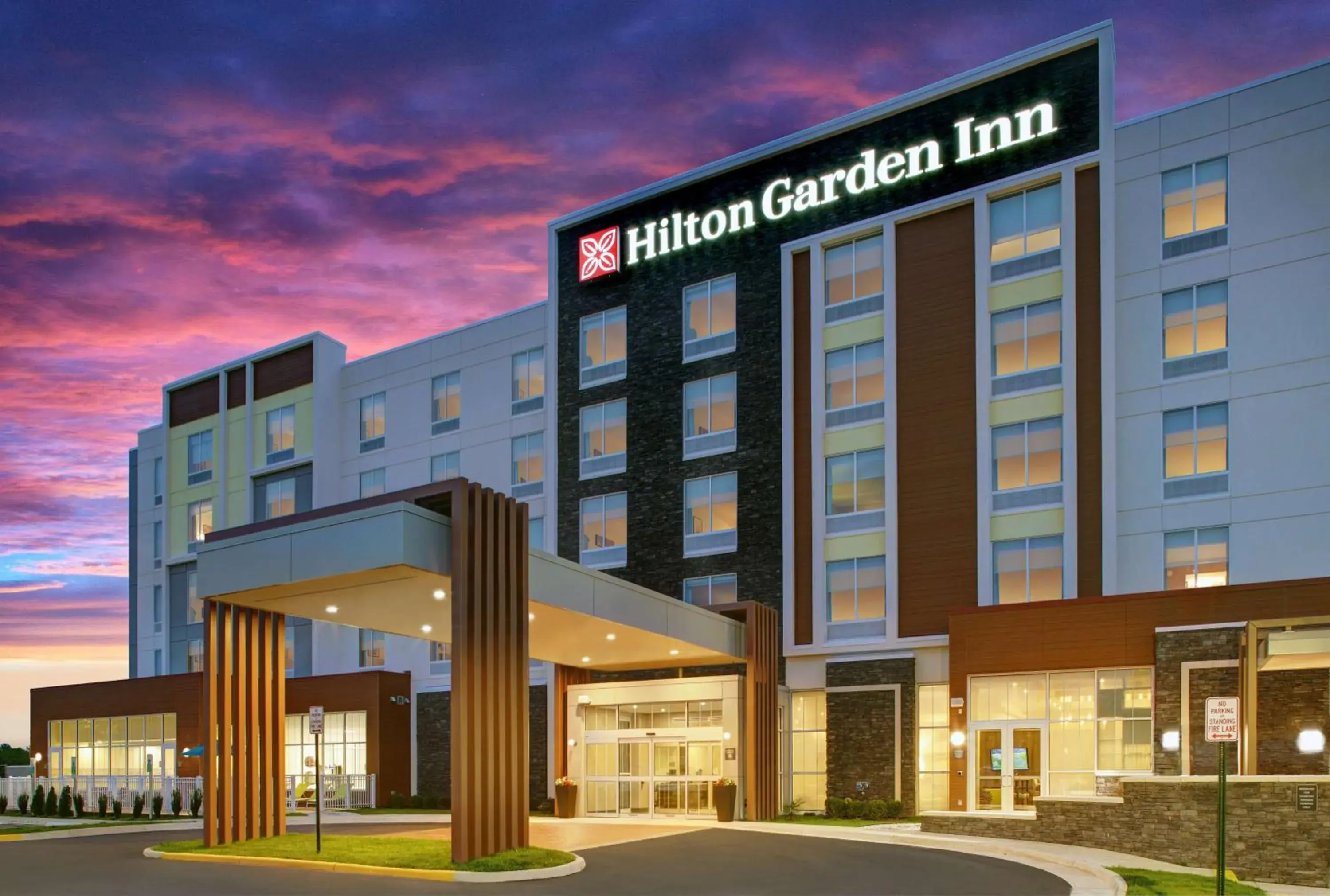 Property building in Hilton Garden Inn Manassas Property building in Hilton Garden Inn Manassas
