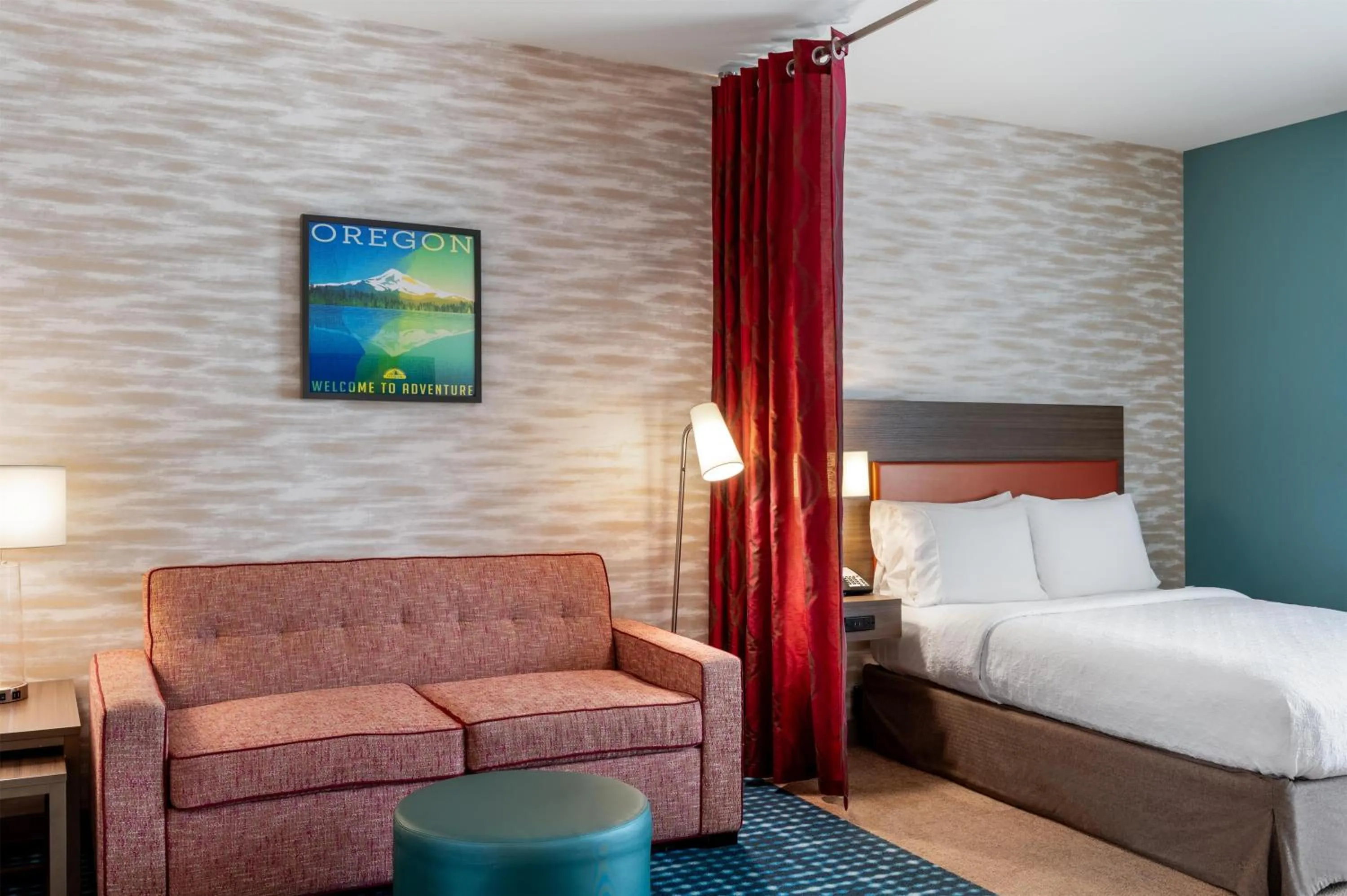 Bed in Home2 Suites By Hilton Salem