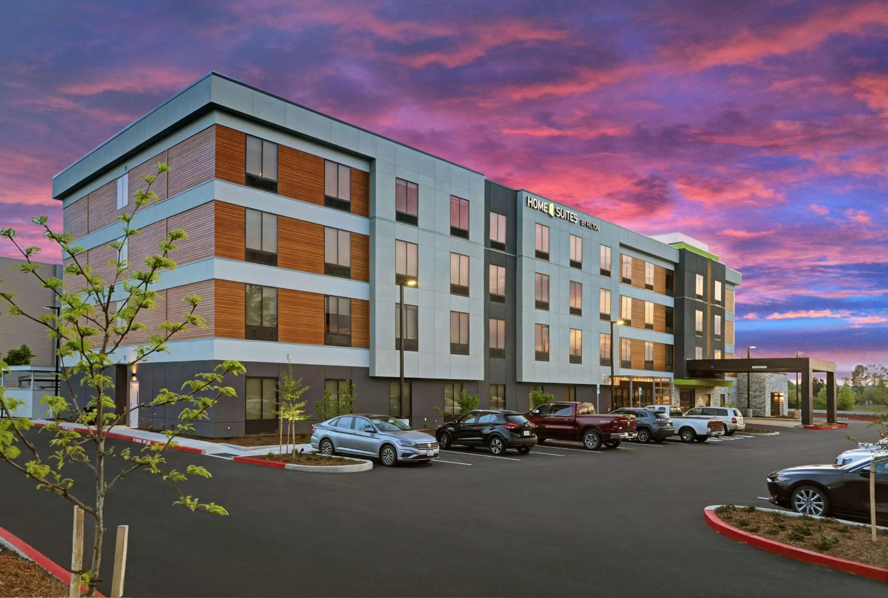 Property building in Home2 Suites By Hilton Salem
