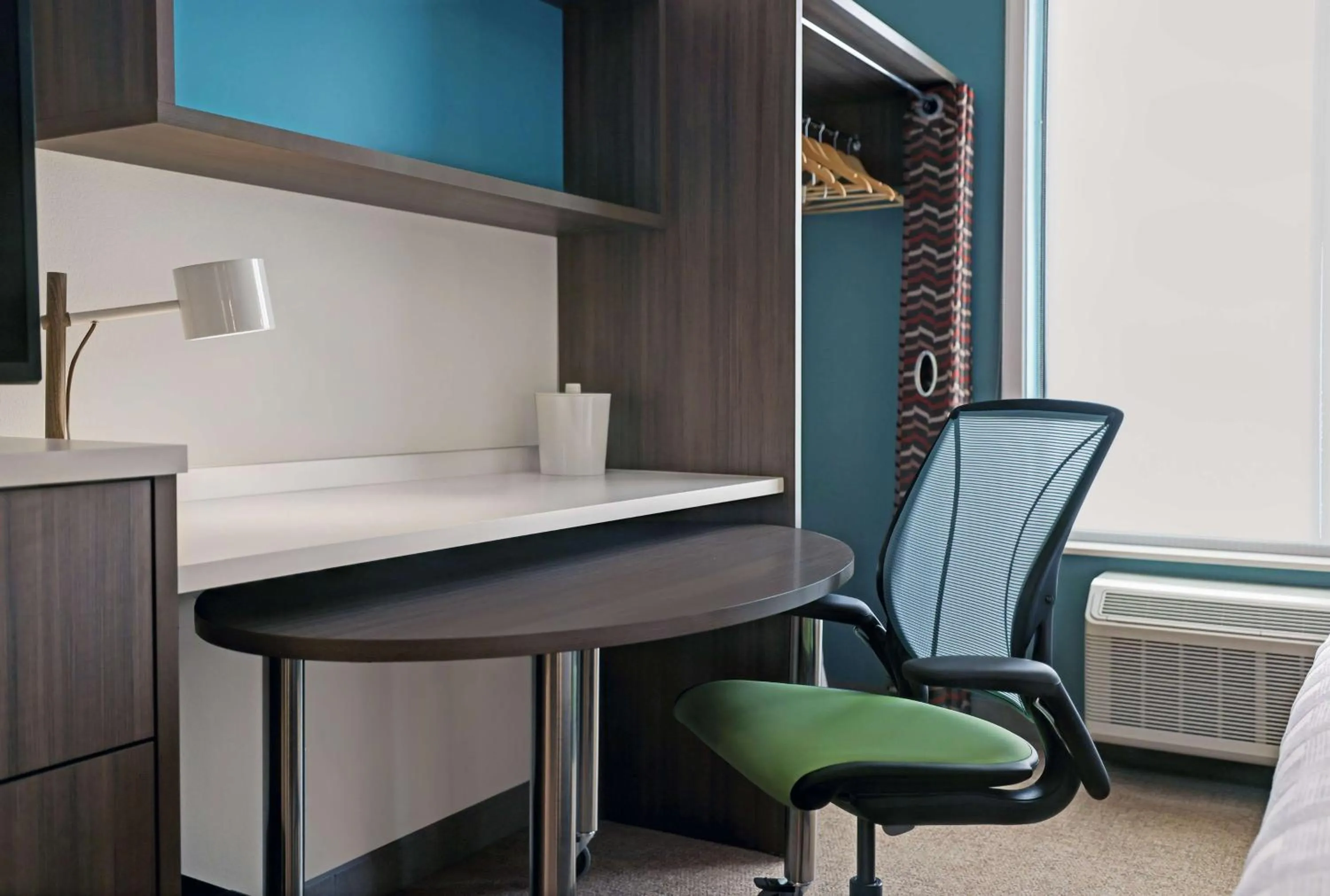 Bedroom in Home2 Suites By Hilton Salem