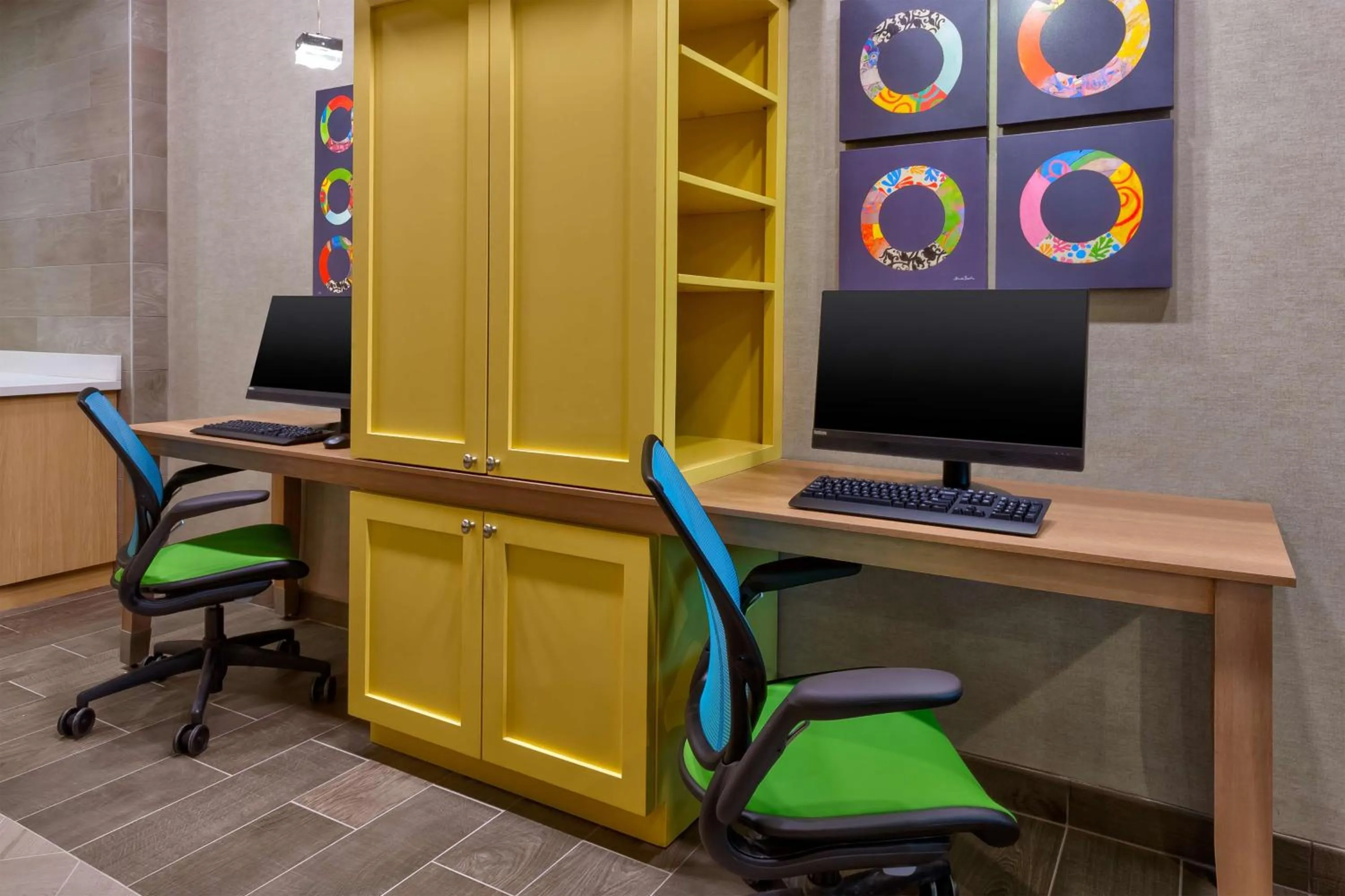 Business facilities in Home2 Suites By Hilton Tucson Airport, Az