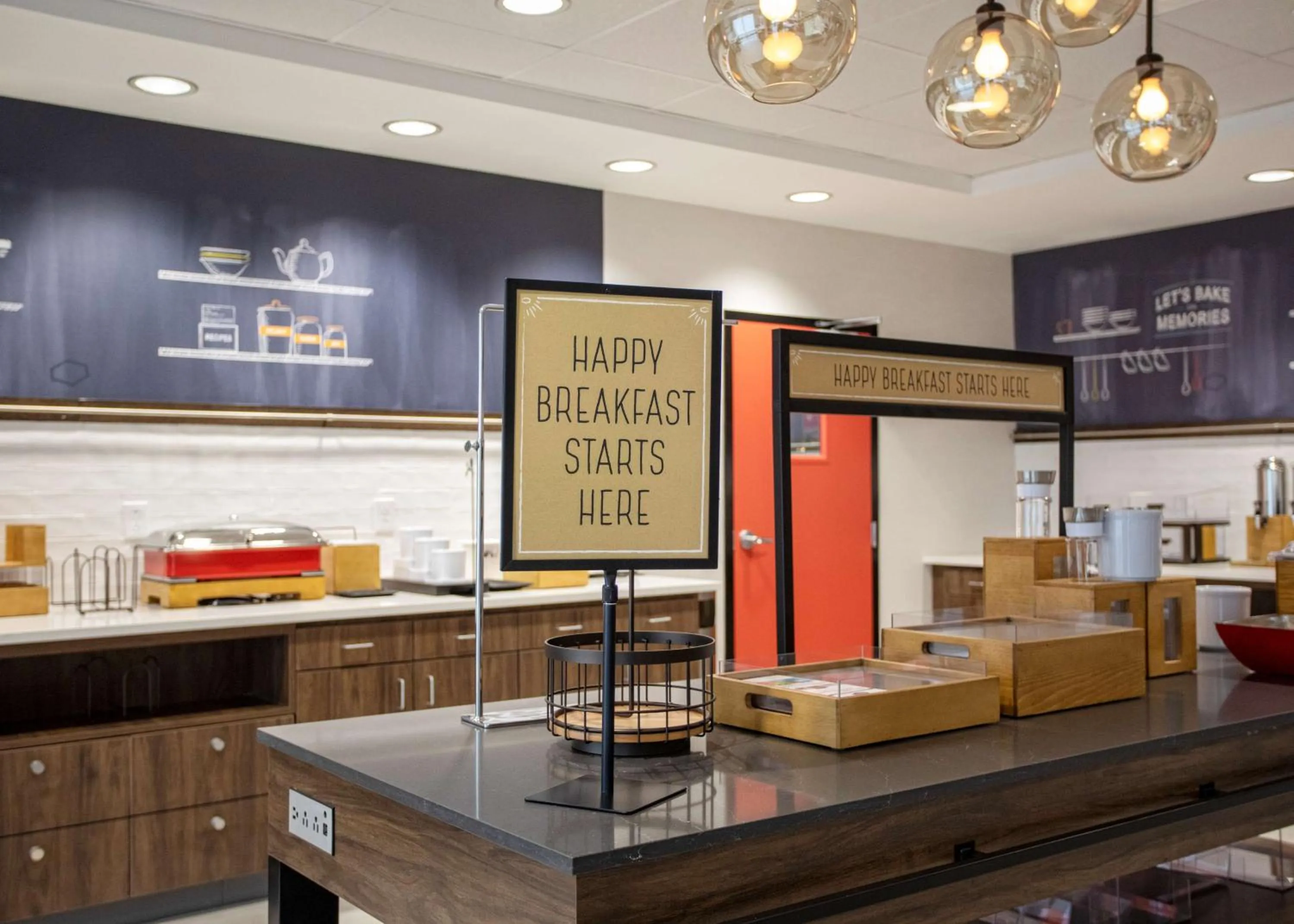 Breakfast in Hampton Inn Lexington, Tn