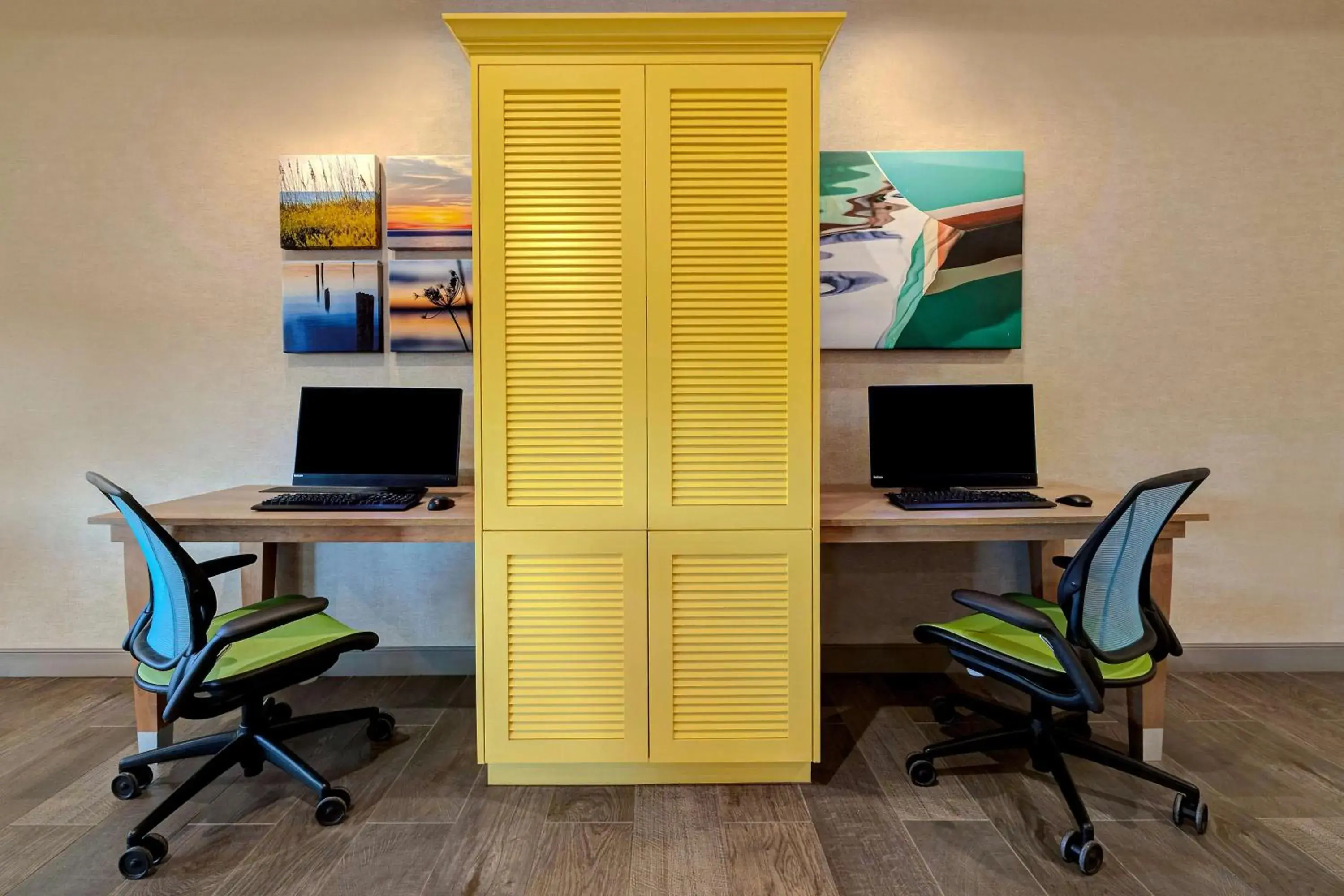 Lobby or reception in Home2 Suites by Hilton Gulf Breeze Pensacola Area, FL Lobby or reception in Home2 Suites by Hilton Gulf Breeze Pensacola Area, FL