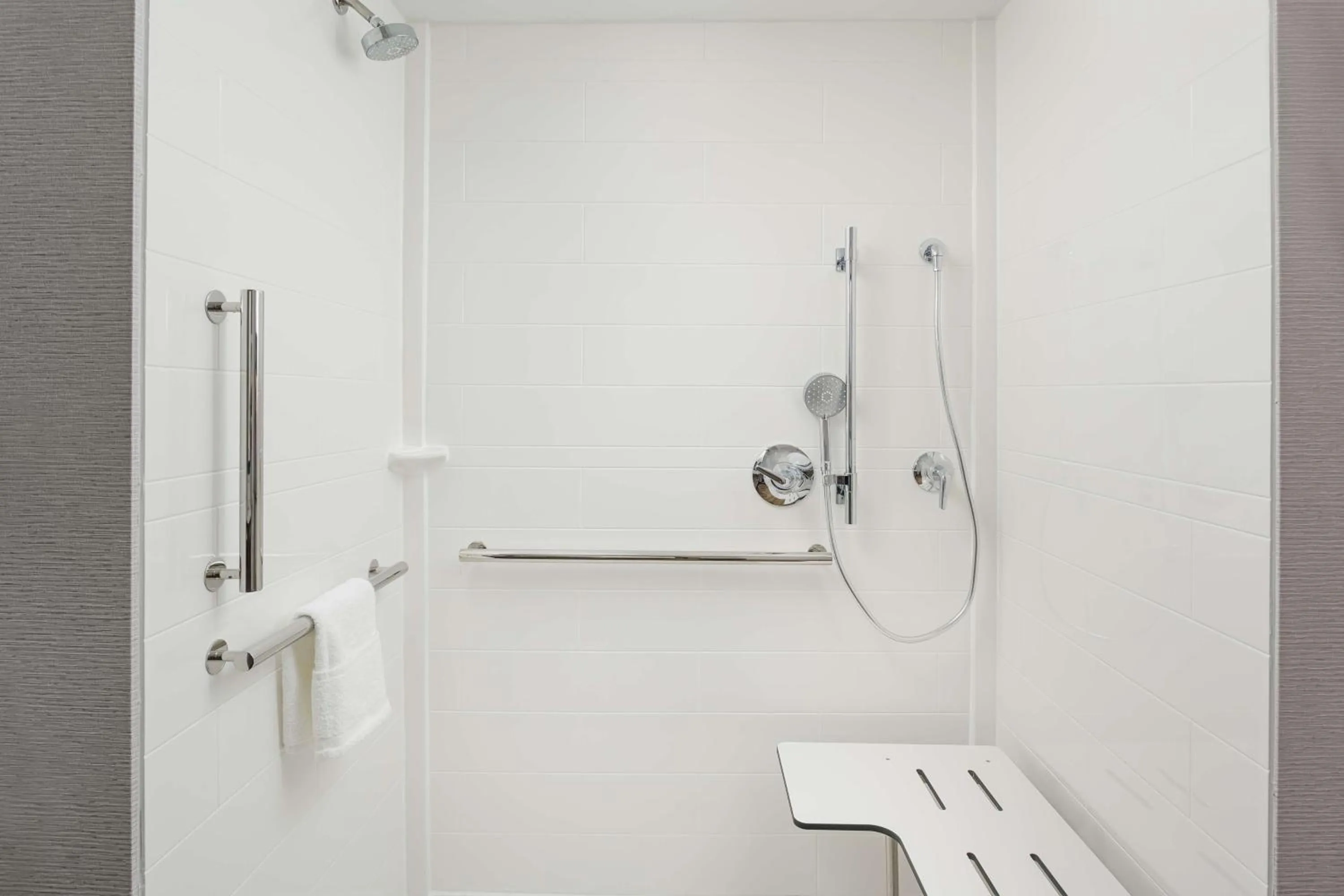 Bathroom in Hampton Inn Blue Ridge, GA