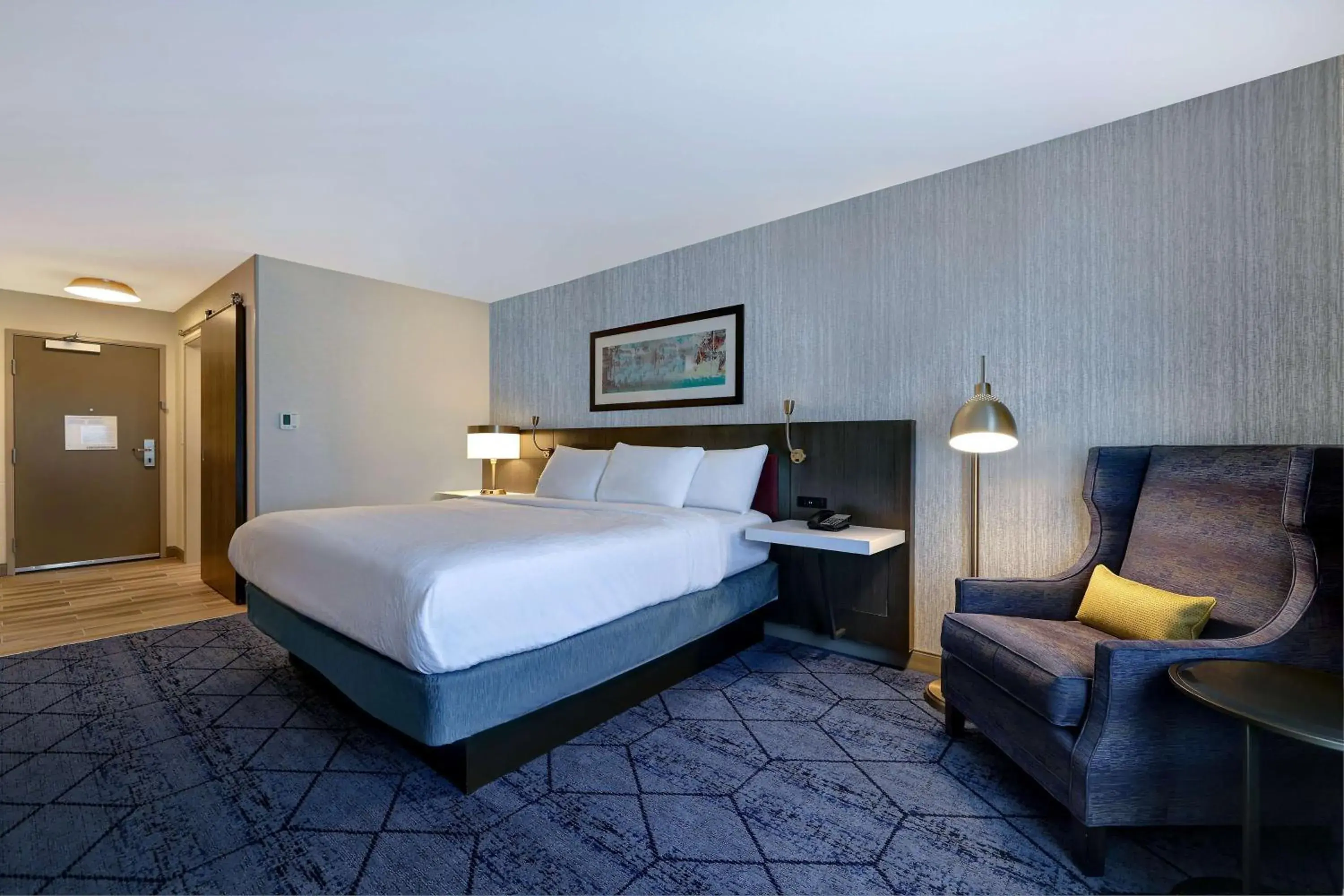 King Room in Hilton Garden Inn Cedar Rapids King Room in Hilton Garden Inn Cedar Rapids