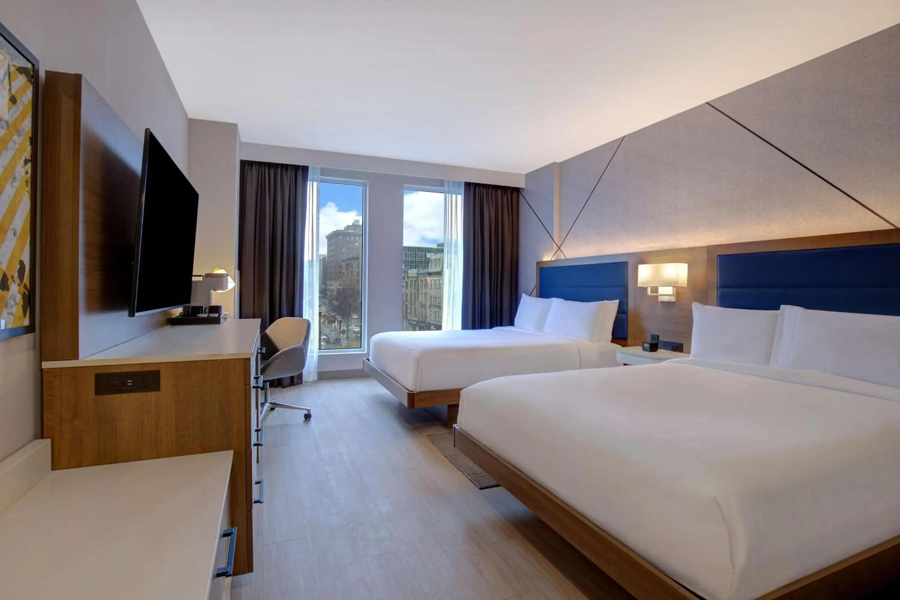 Queen Room with Two Queen Beds in Hampton Inn Montreal Downtown, Qc Queen Room with Two Queen Beds in Hampton Inn Montreal Downtown, Qc