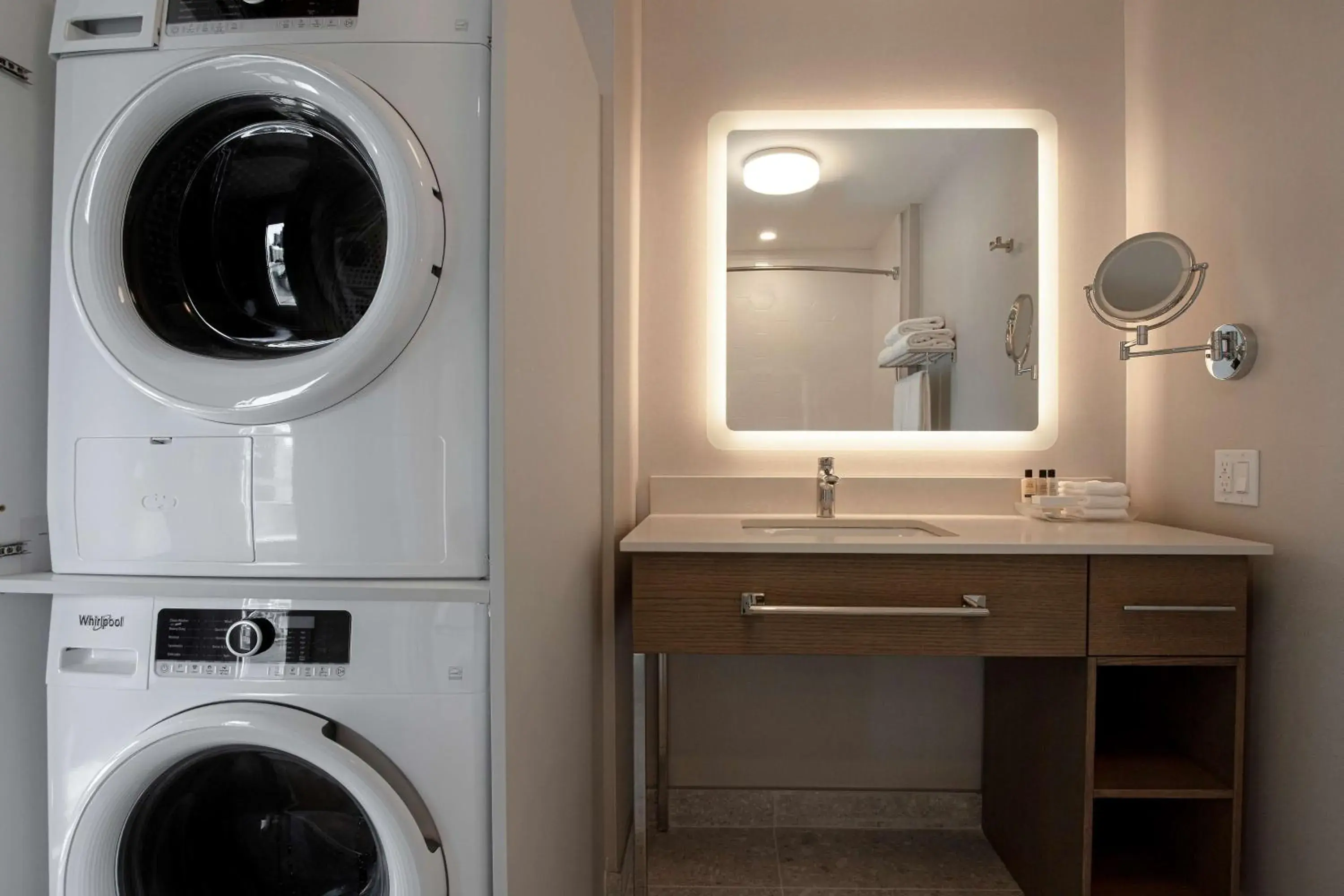 Bathroom in Hampton Inn Montreal Downtown, Qc Bathroom in Hampton Inn Montreal Downtown, Qc