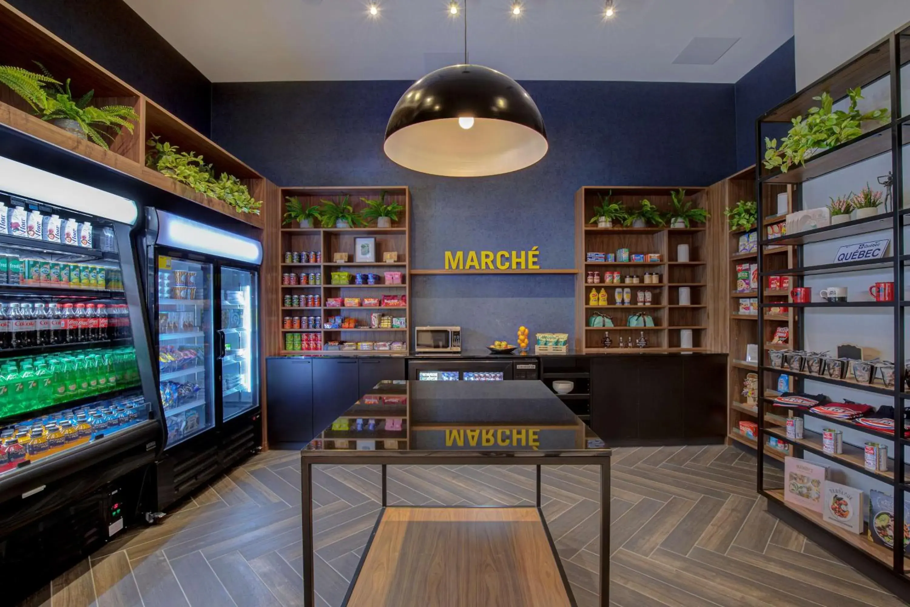 Restaurant/places to eat in Hampton Inn Montreal Downtown, Qc Restaurant/places to eat in Hampton Inn Montreal Downtown, Qc