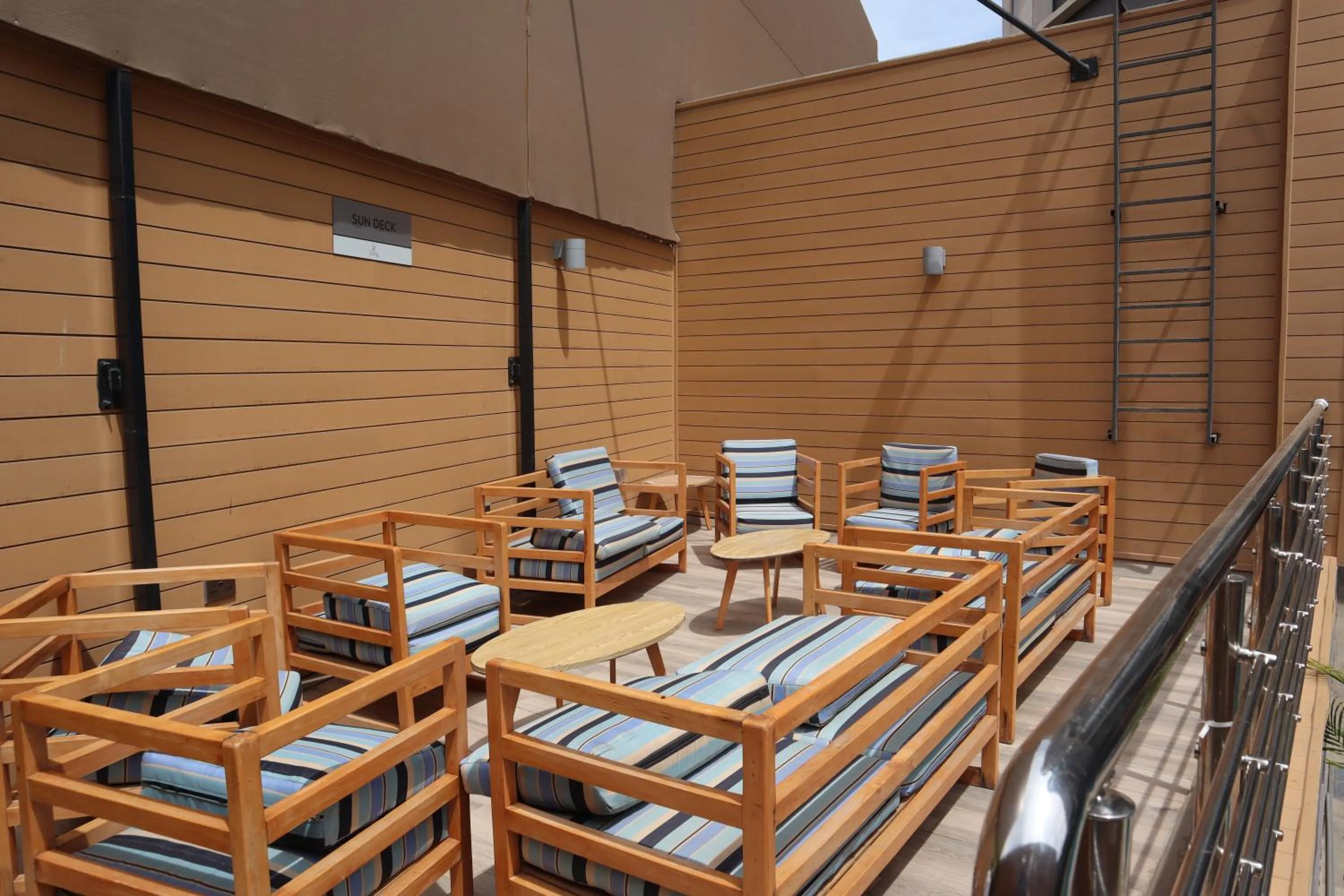 The Curve by the Park Apartments