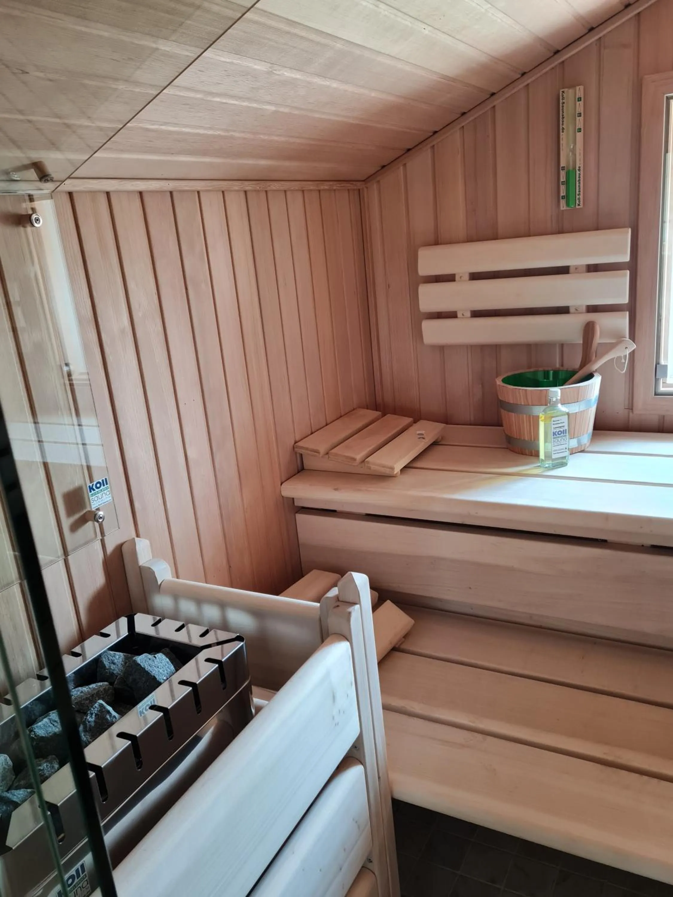 Sauna, Bed in Mimosa Suites