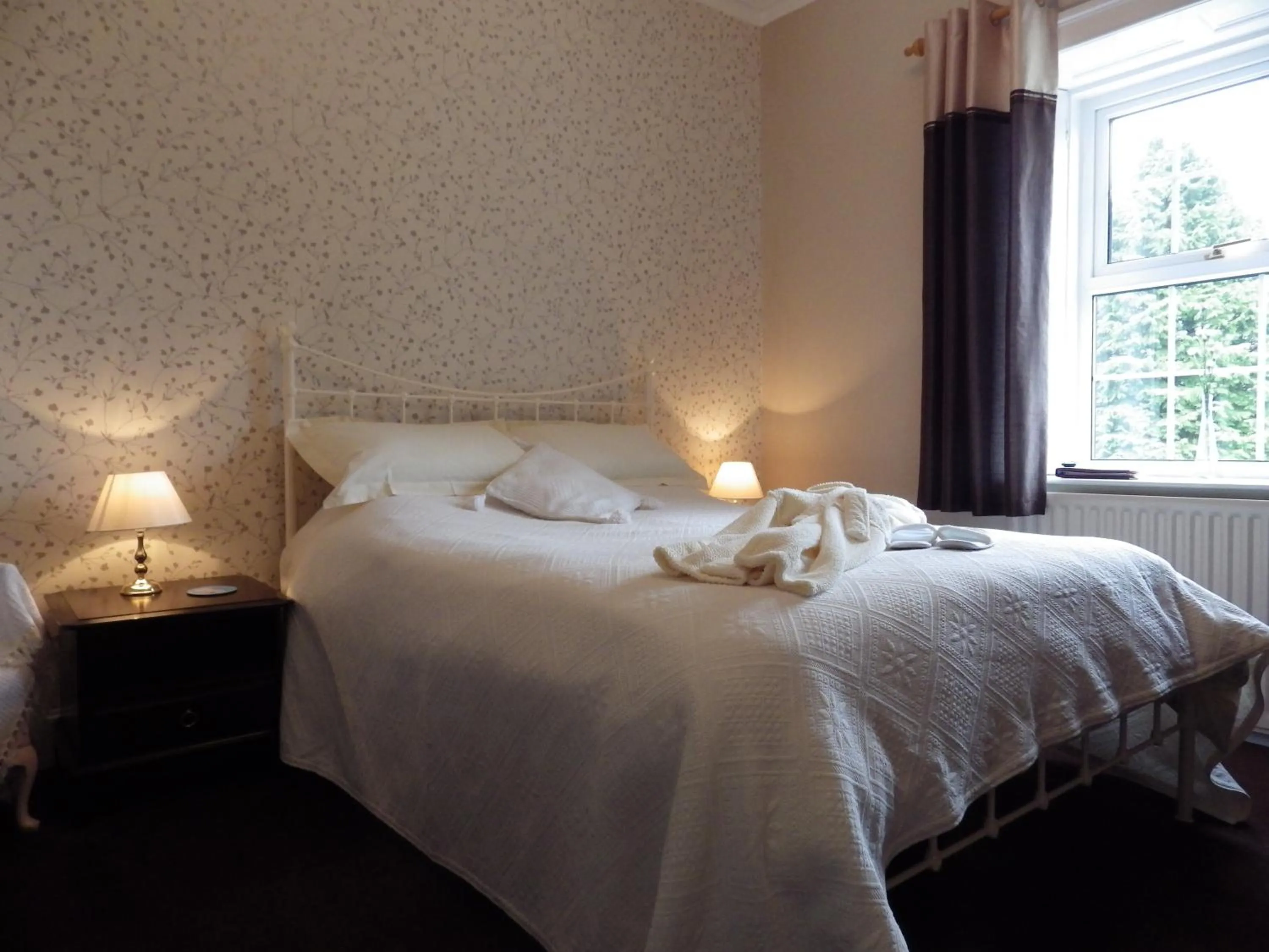 Photo of the whole room, Bed in Sorbietrees B&B