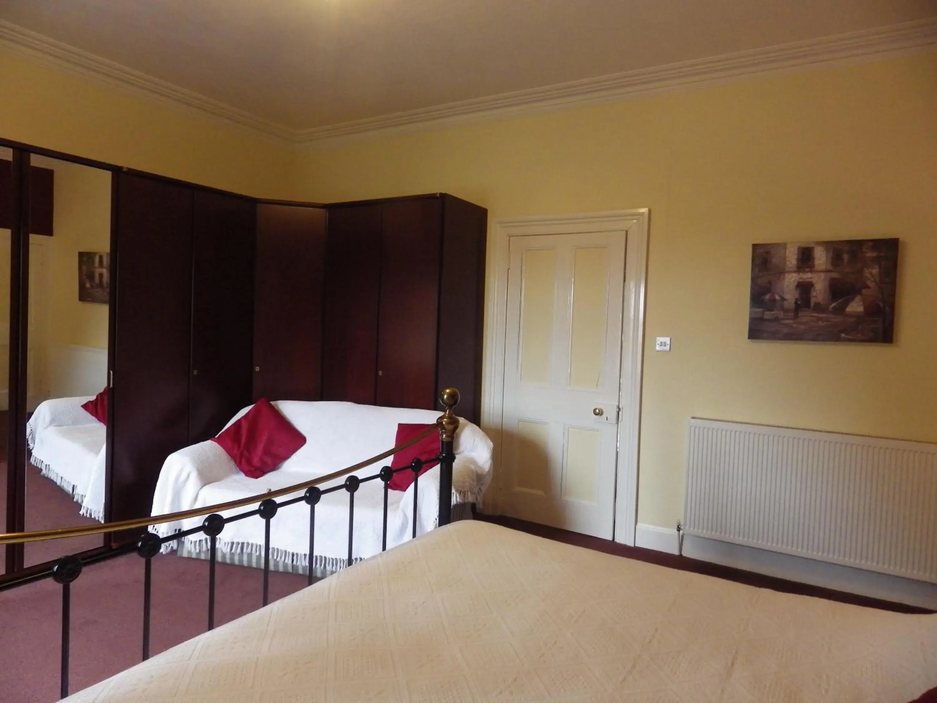 Double Room with Ensuite Bathroom in Sorbietrees B&B Double Room with Ensuite Bathroom in Sorbietrees B&B