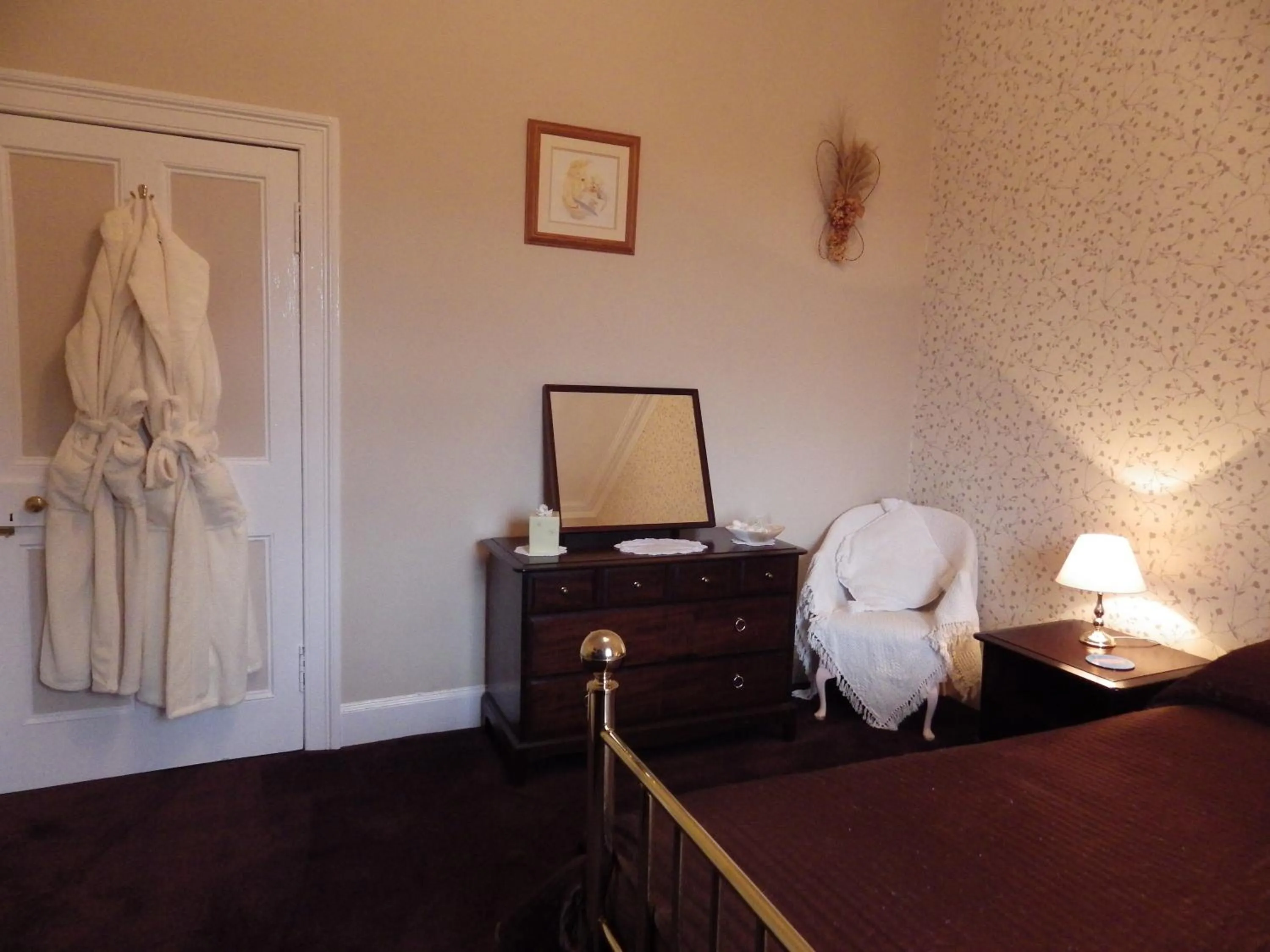 Bedroom, Bed in Sorbietrees B&B