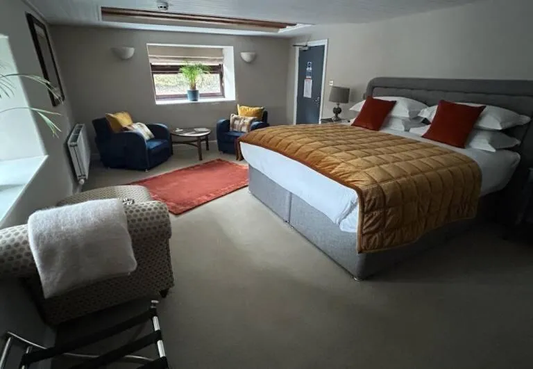 Bed in The Maltsters Arms