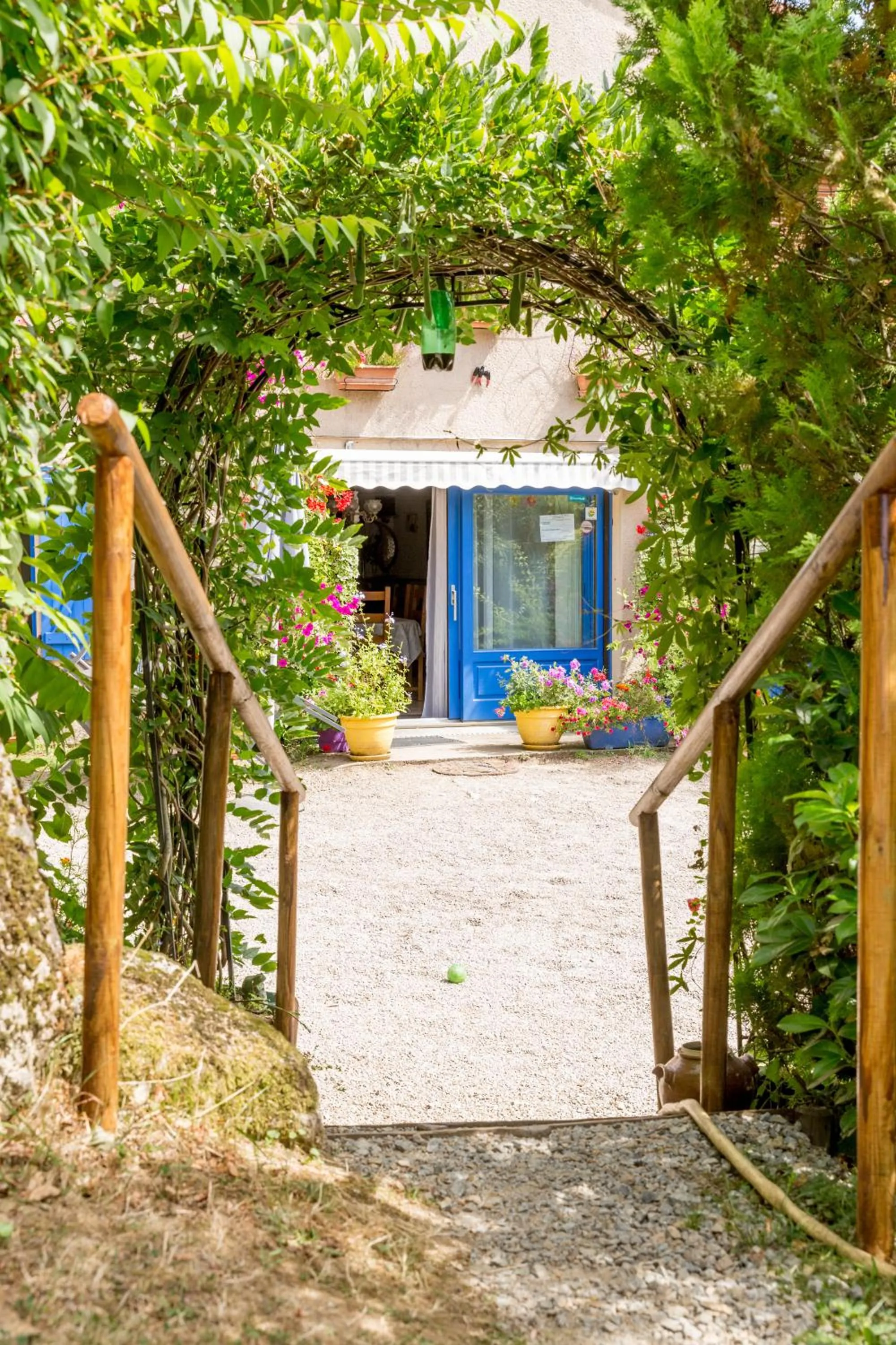 Facade/entrance in Chambres et table d'hôtes Floromel La Souterraine en rez de chaussee