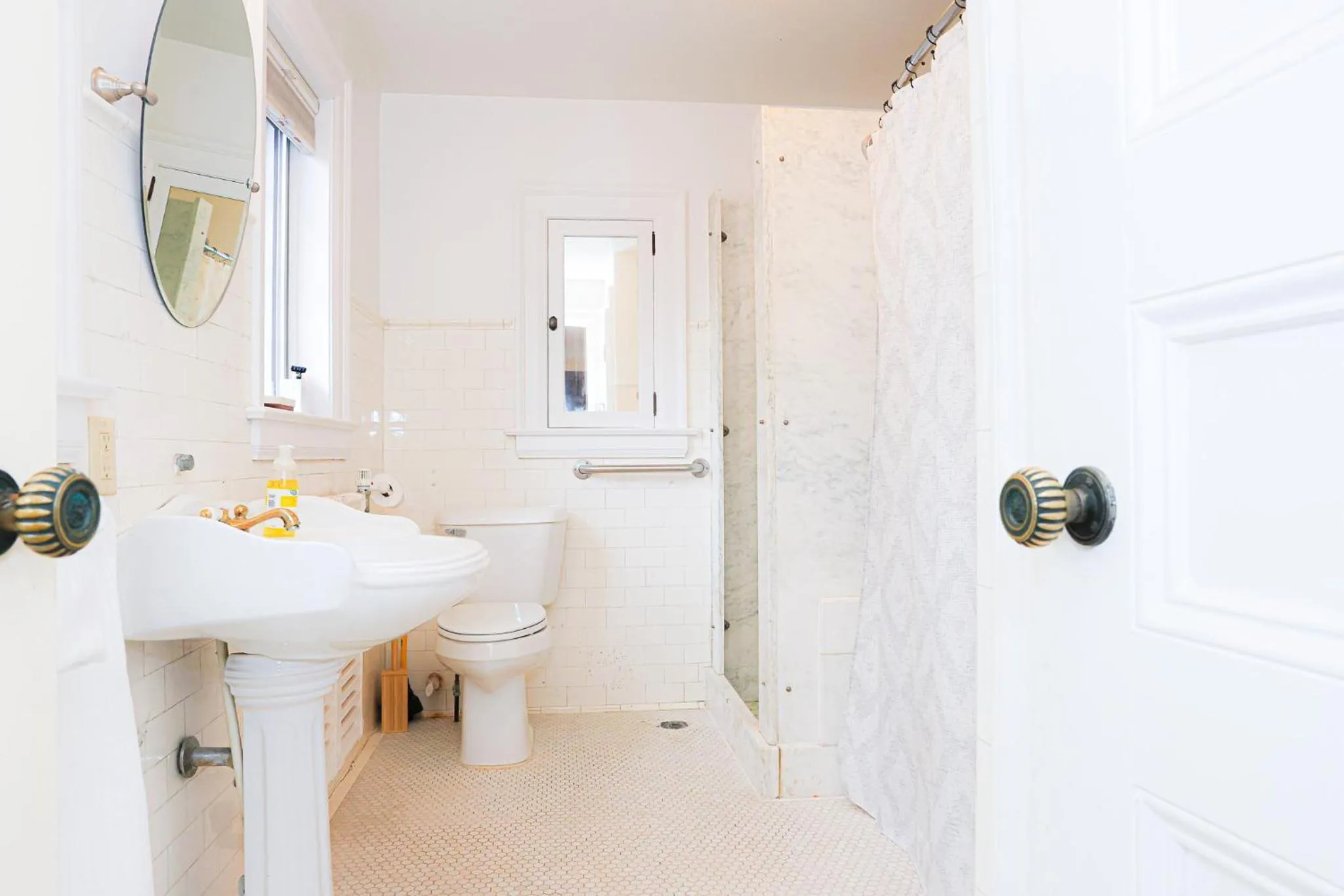 Stone Chalet Bed & Breakfast Inn