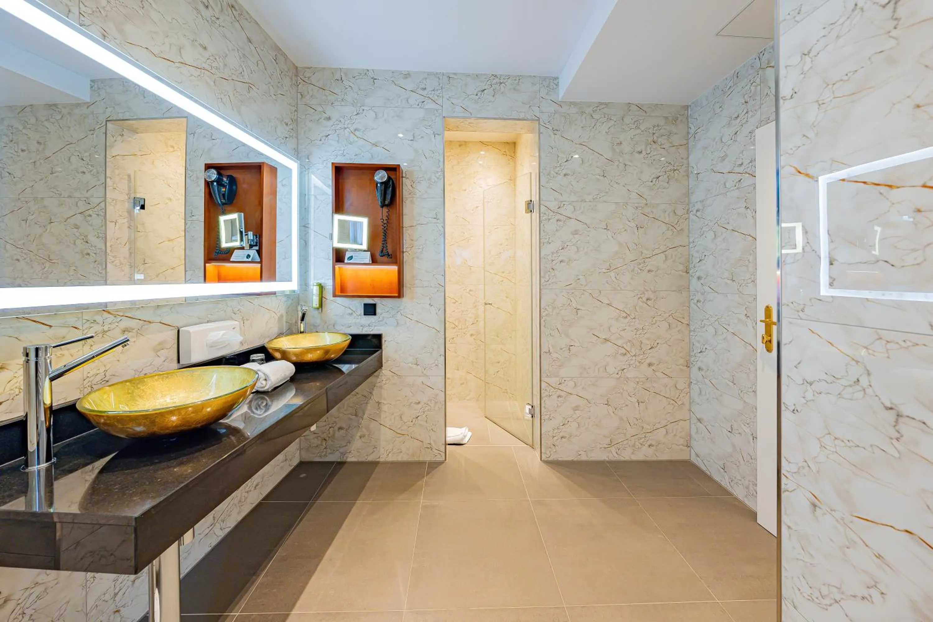 Bathroom in Hotel Josefshof am Rathaus