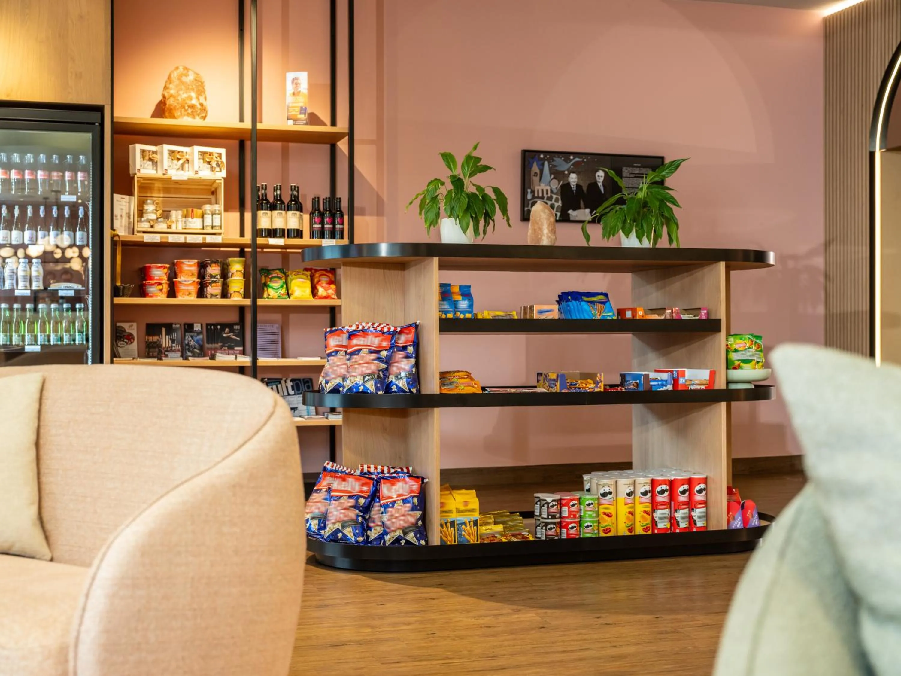 Restaurant/places to eat in Mercure Salzburg City