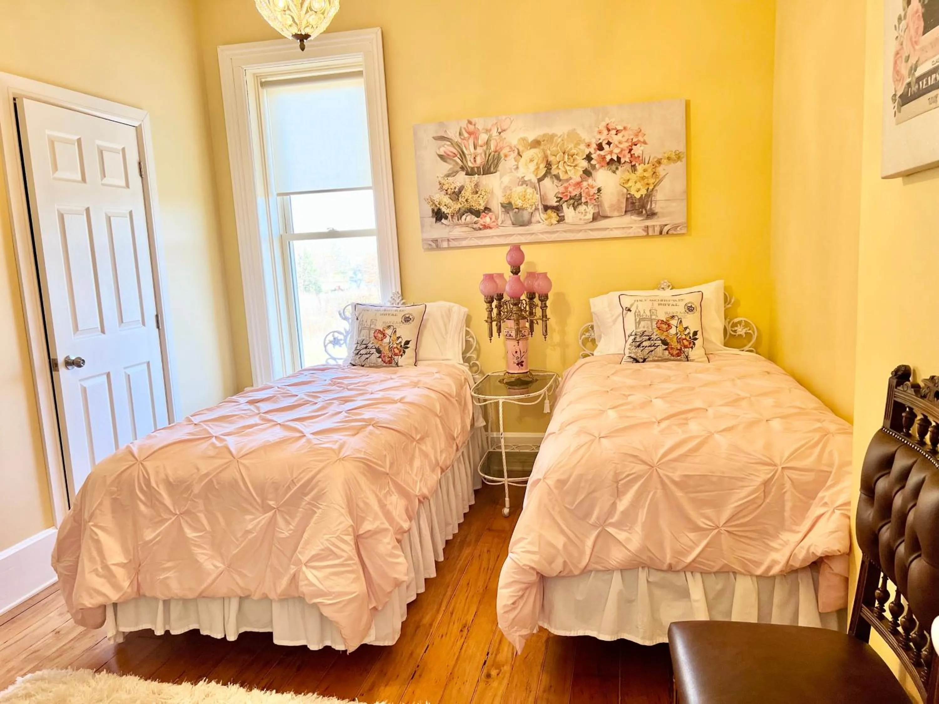 Bedroom in The Woodbridge House