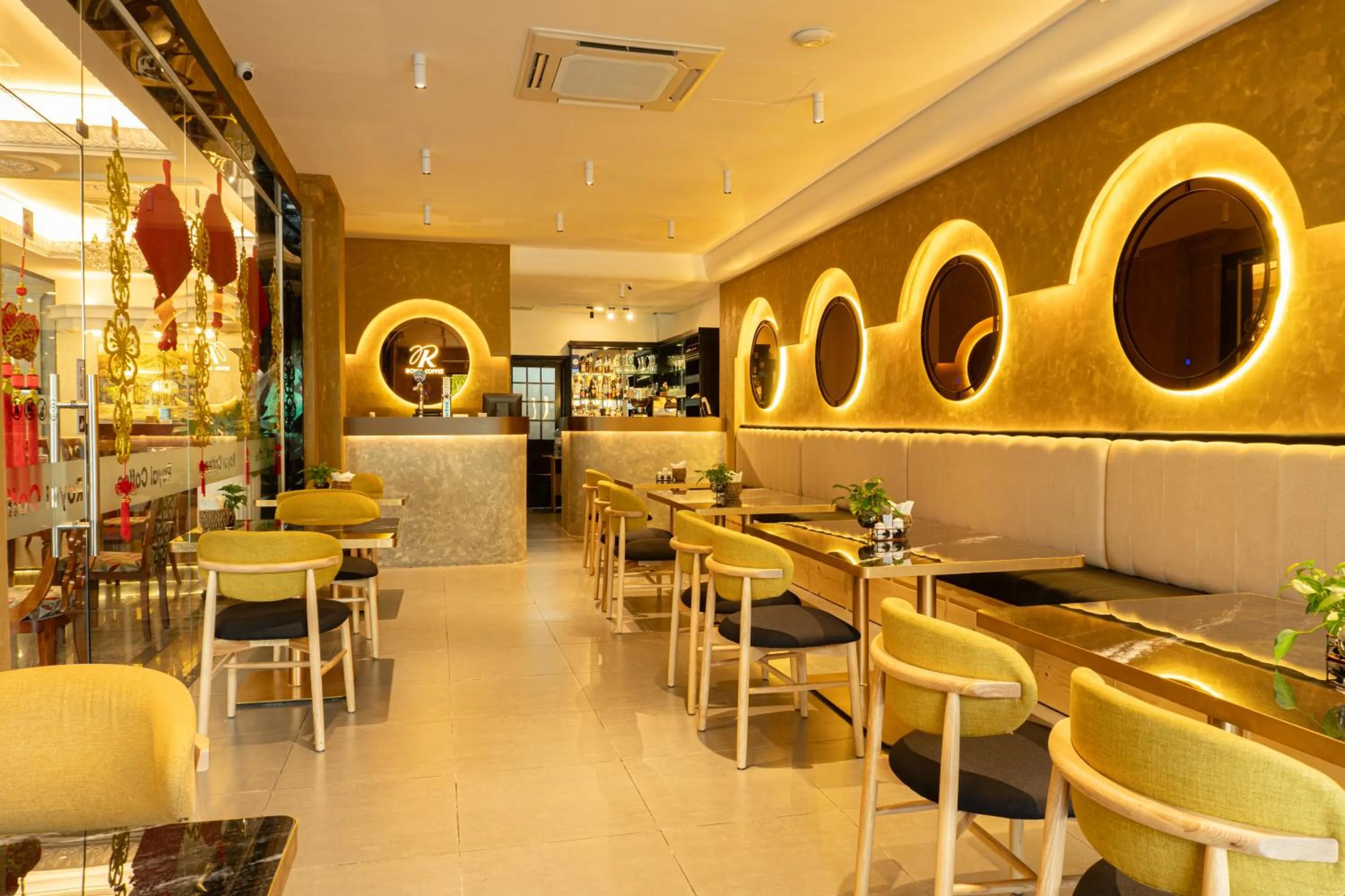 Coffee/tea facilities in Royal Hotel Saigon