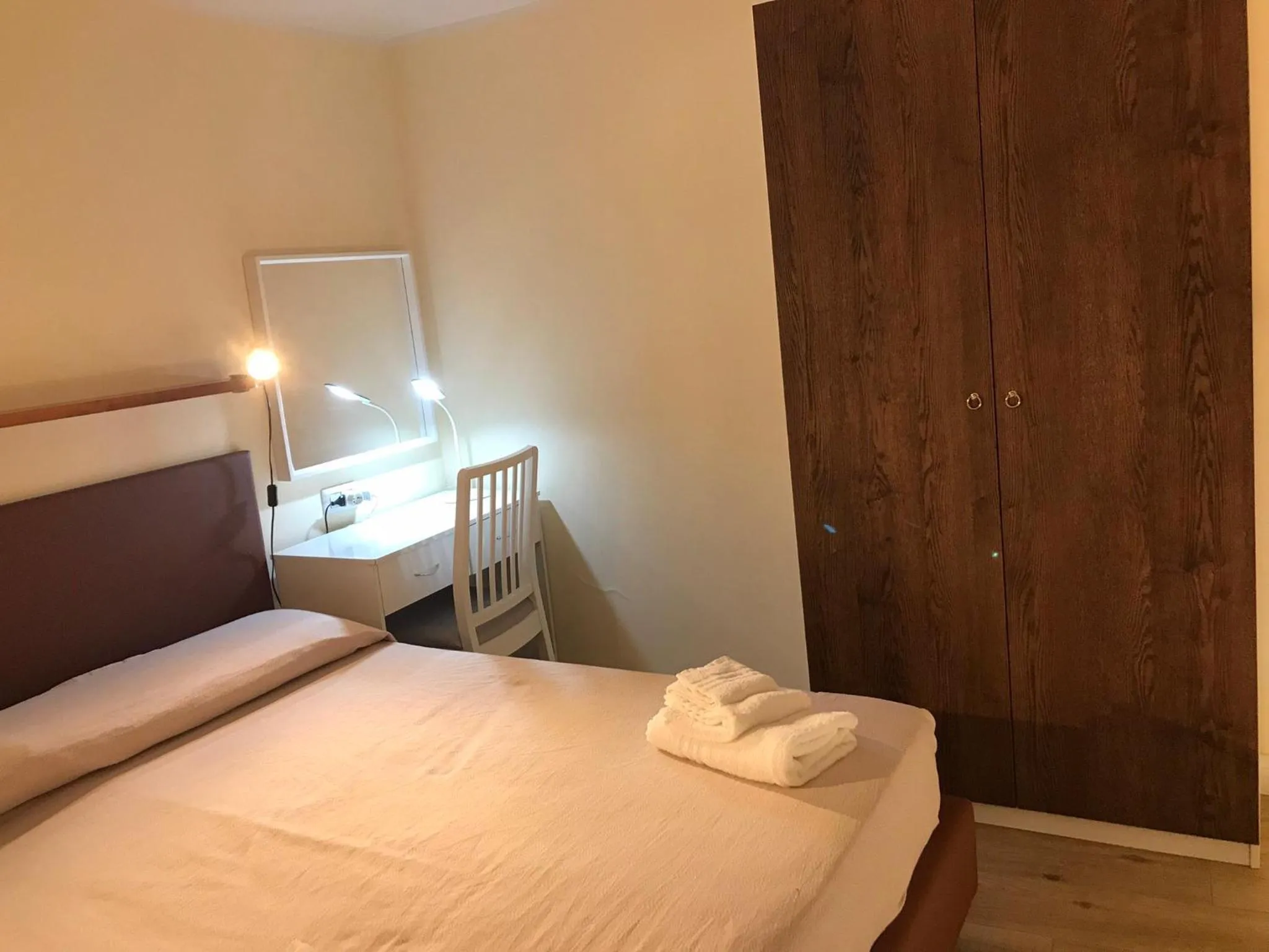 Bedroom, Bed in Agorà