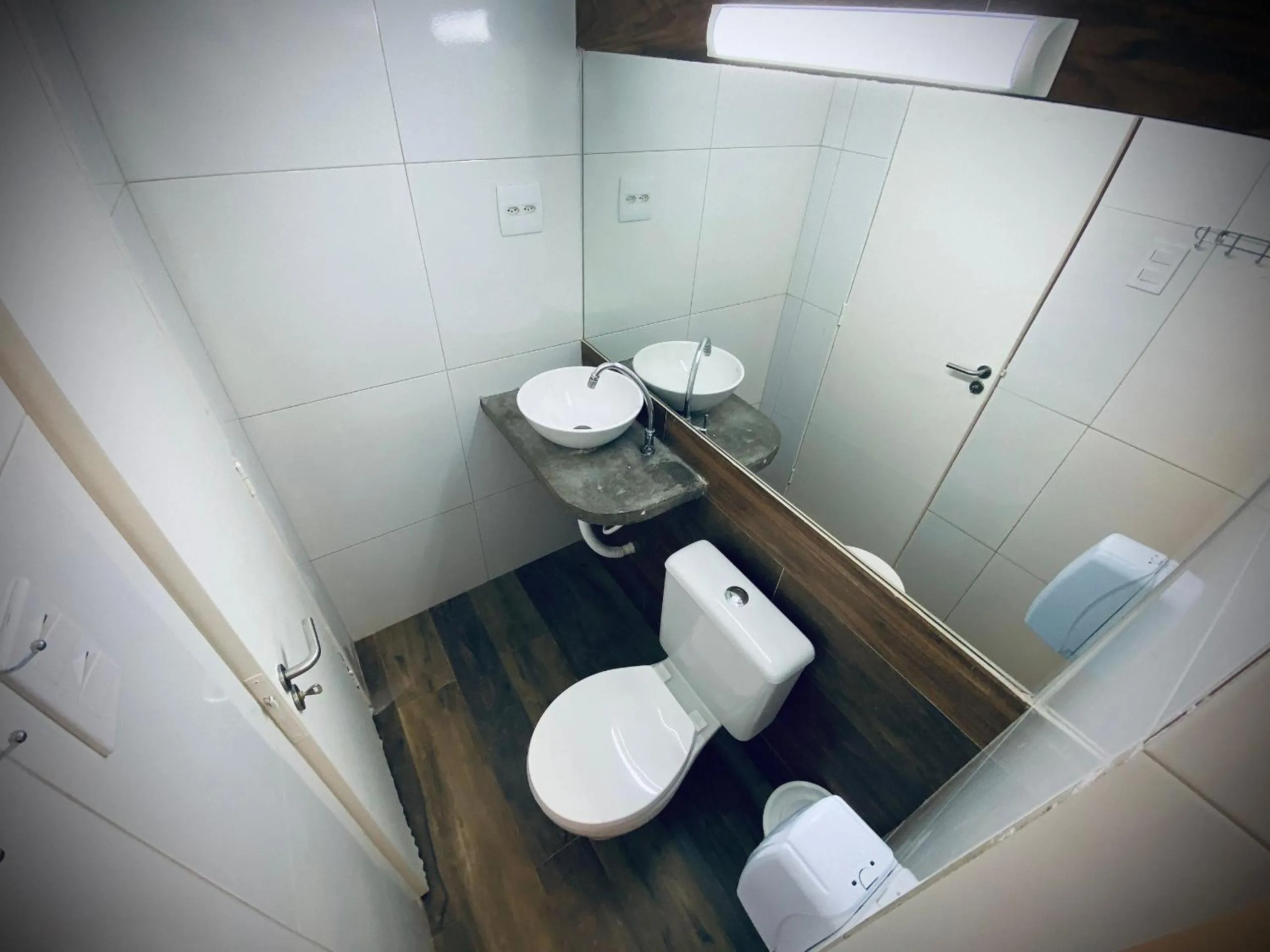 Bathroom in Sun Smart Hotel