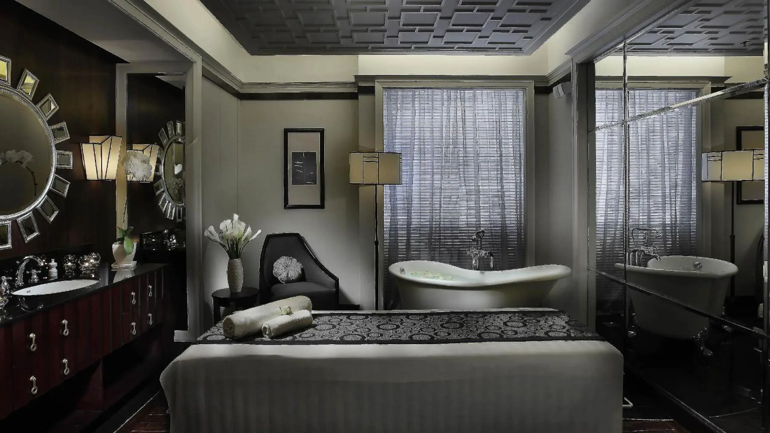 Spa and wellness centre/facilities in Sofitel Legend Metropole Hanoi Spa and wellness centre/facilities in Sofitel Legend Metropole Hanoi