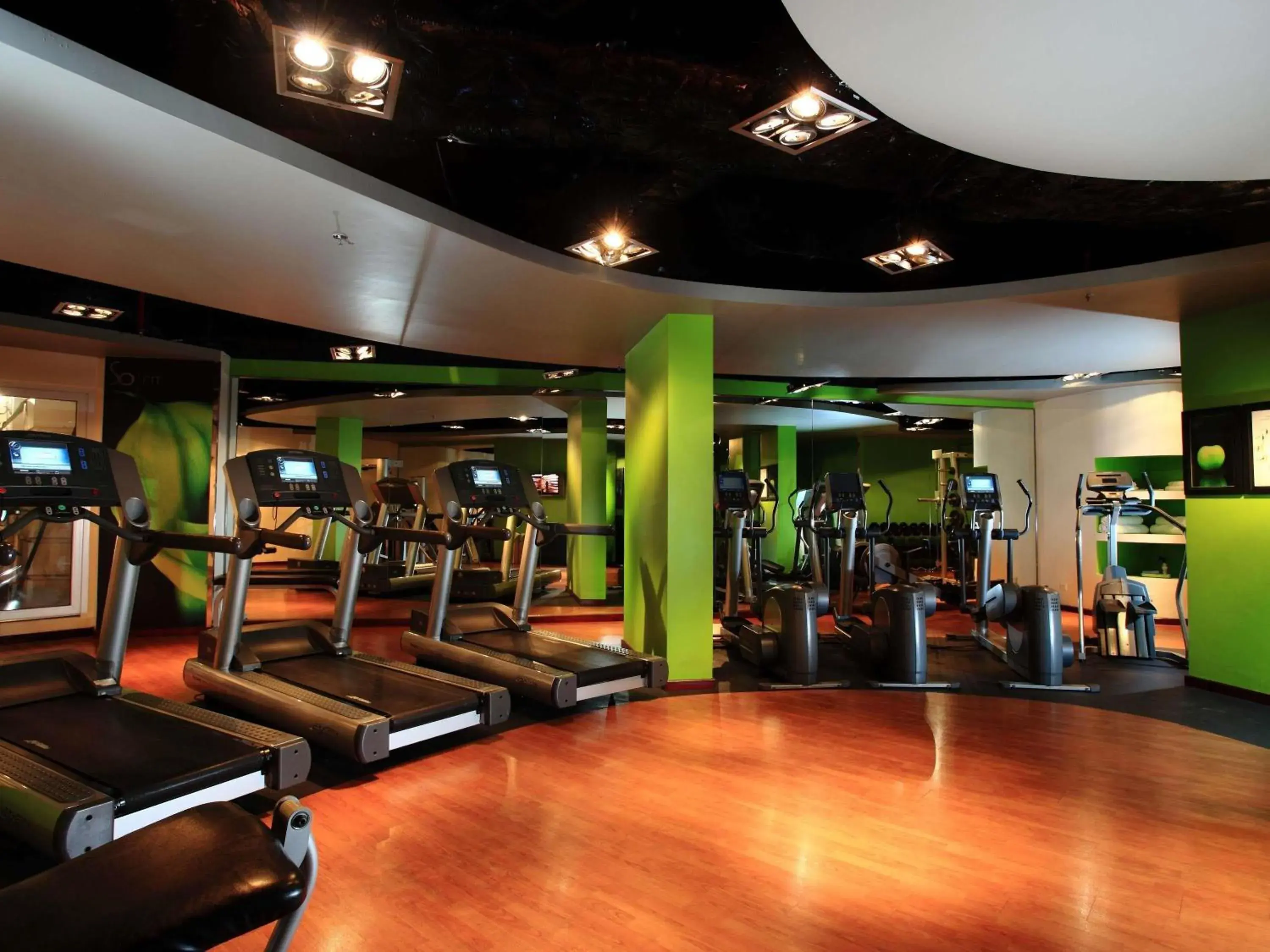 Fitness centre/facilities in Sofitel Legend Metropole Hanoi Fitness centre/facilities in Sofitel Legend Metropole Hanoi